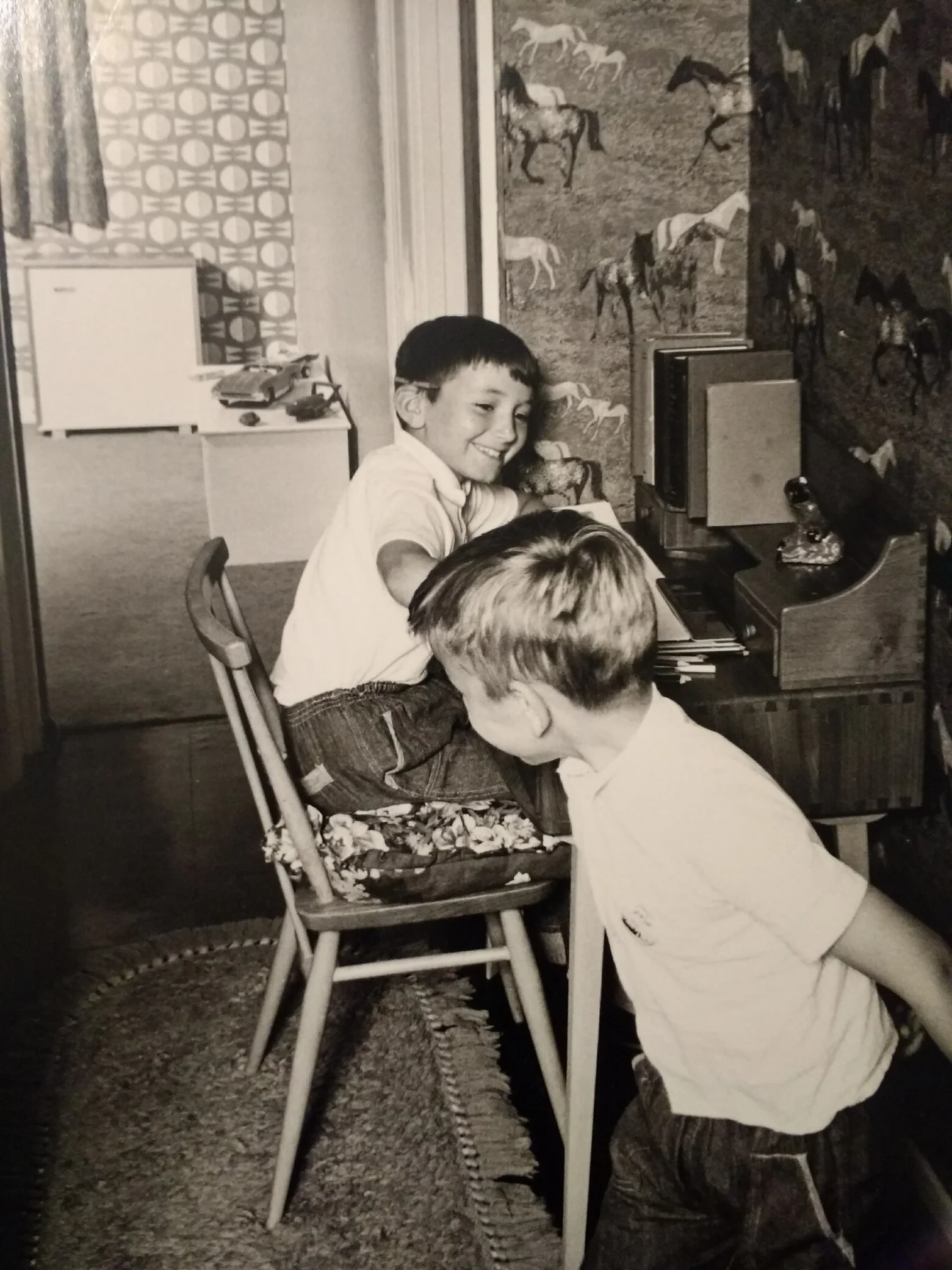 A black and white photo of Harry Stokes's family.