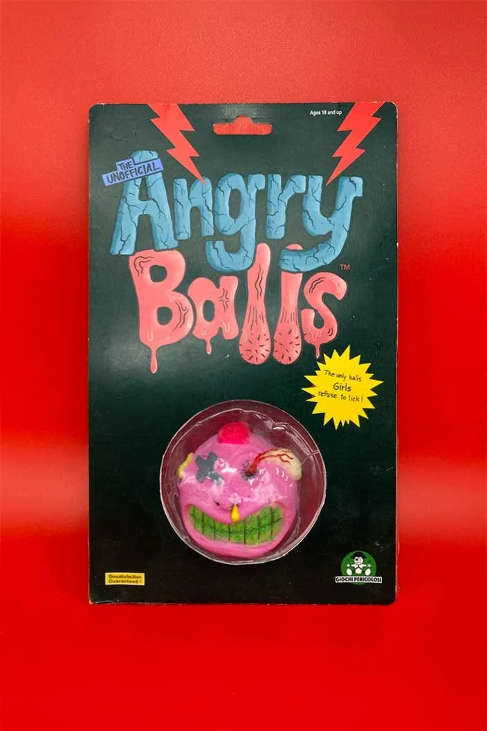 pablo-perra-art-toys-angry-balls-pink.jpg