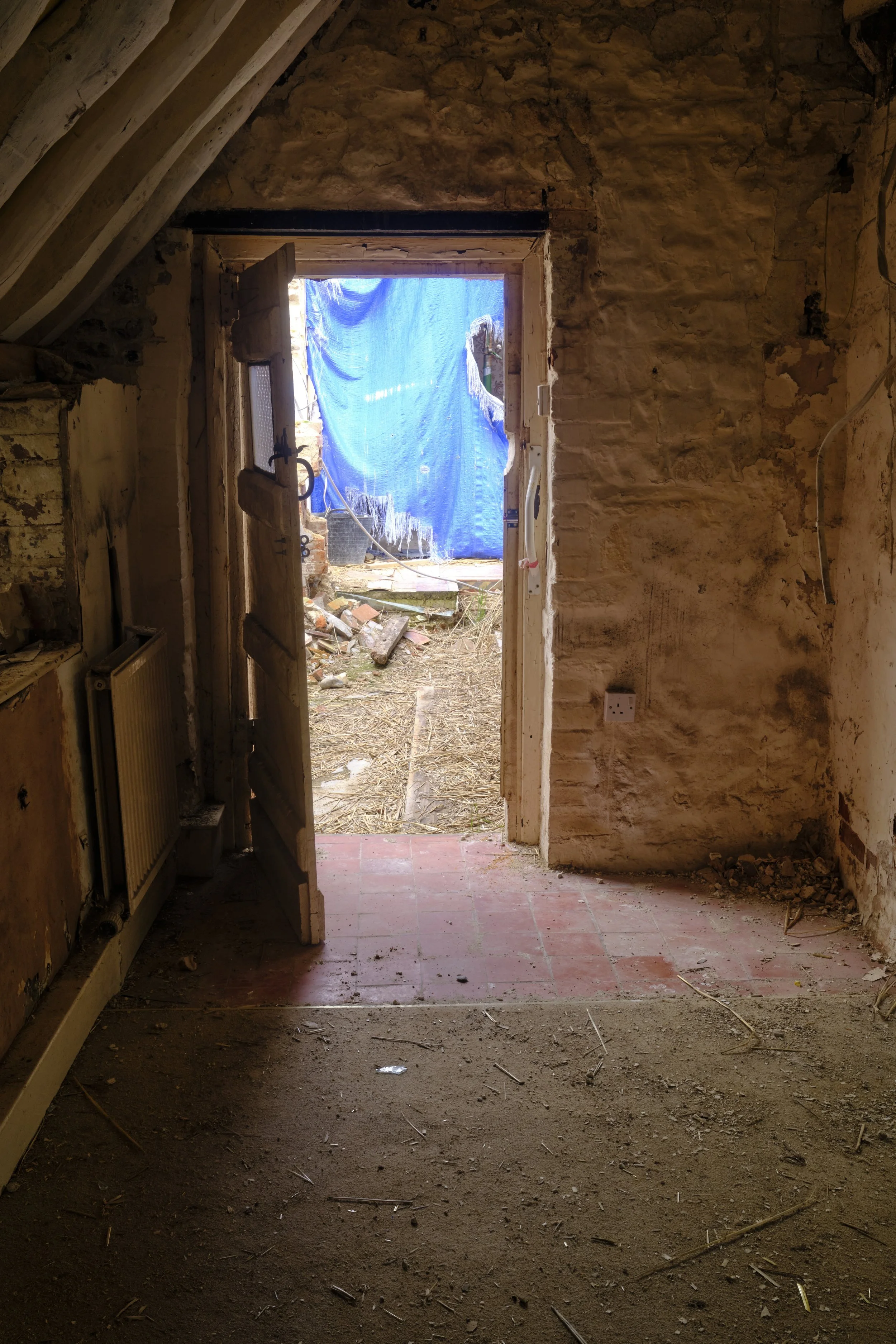 Kitchen to Rear Wall 0001.jpg