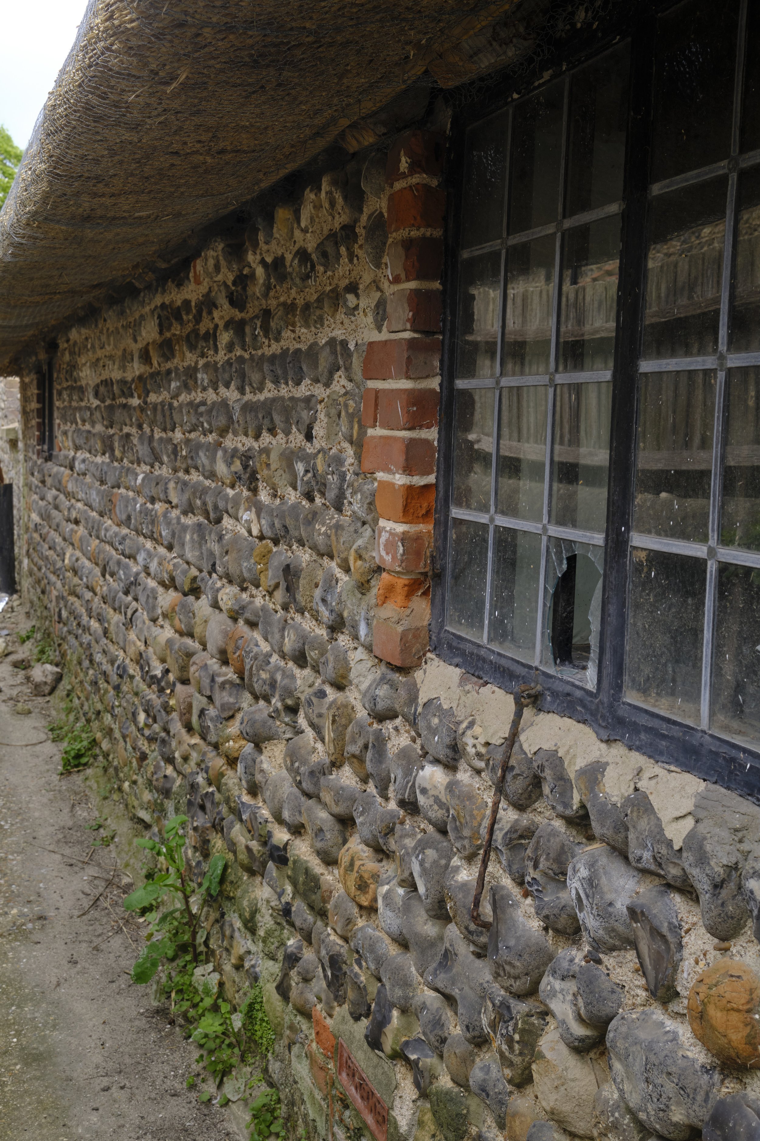 Outside - Rear Passageway and details 179.jpg
