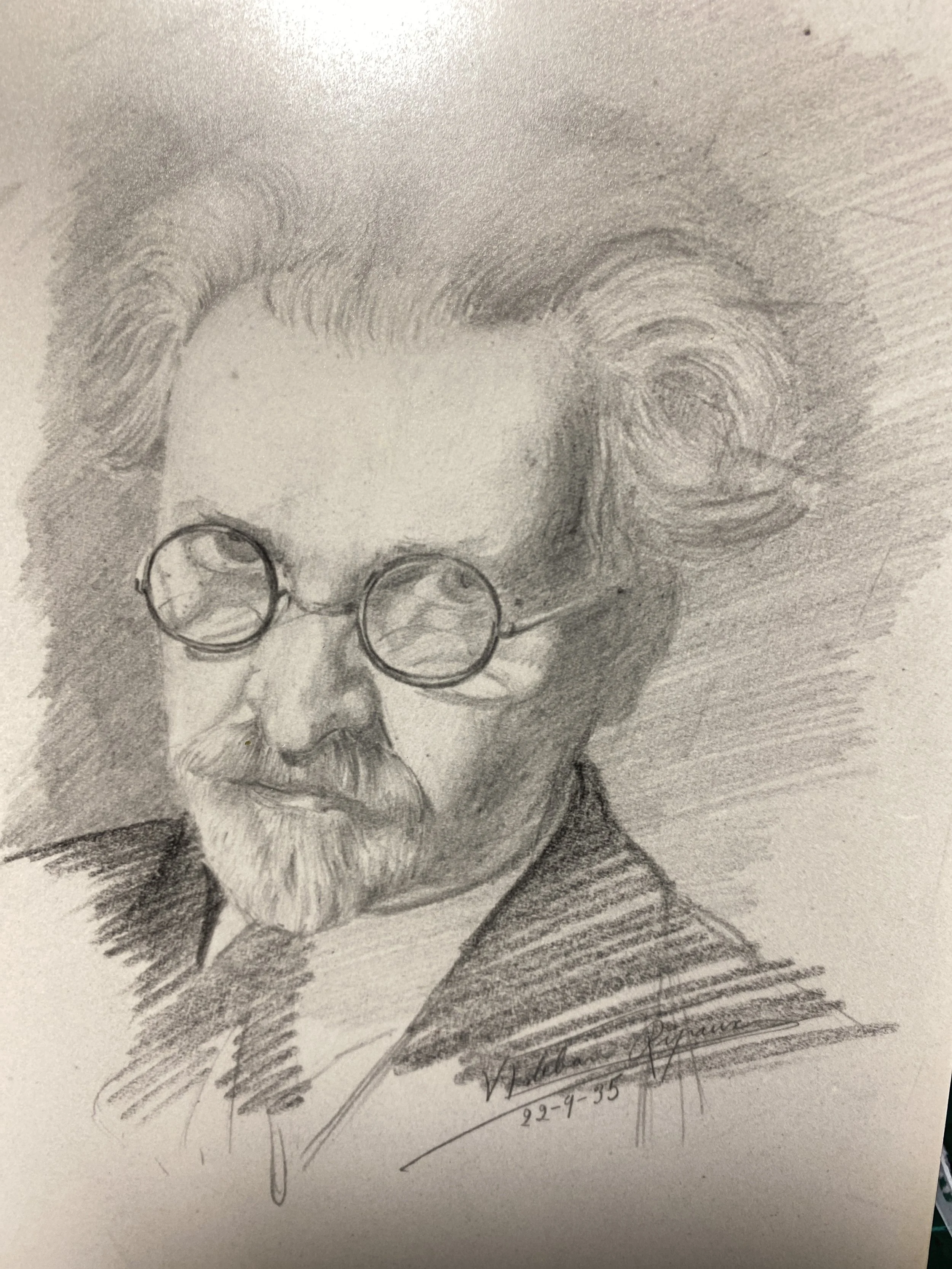 Autorretrato de Victor Esteban