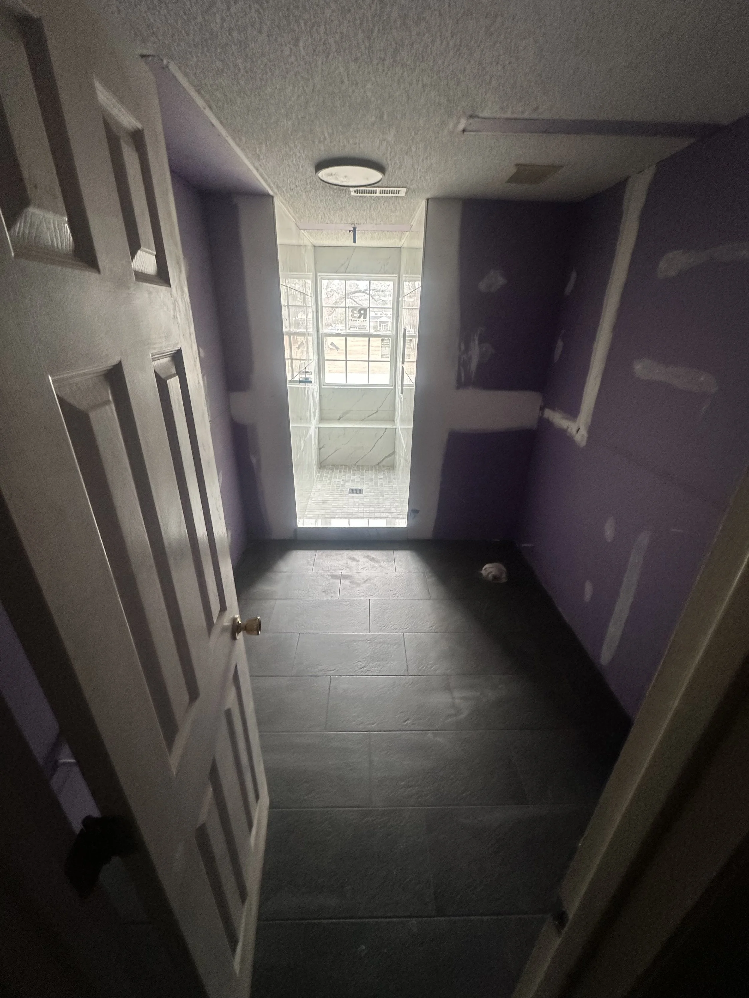 Tile & Phase 3 - River Bend 2nd Floor Window Bathroom