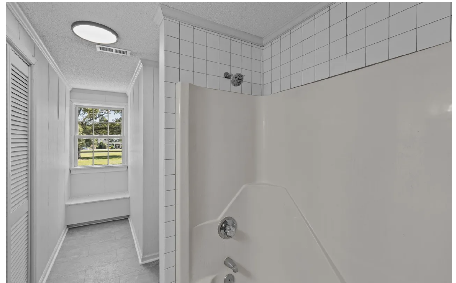 BEFORE- River Bend 2nd Floor Window Bathroom