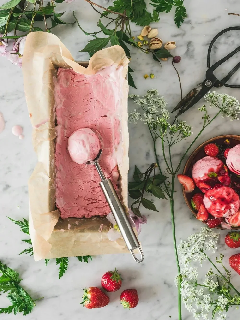Helado de fresa y frambuesa