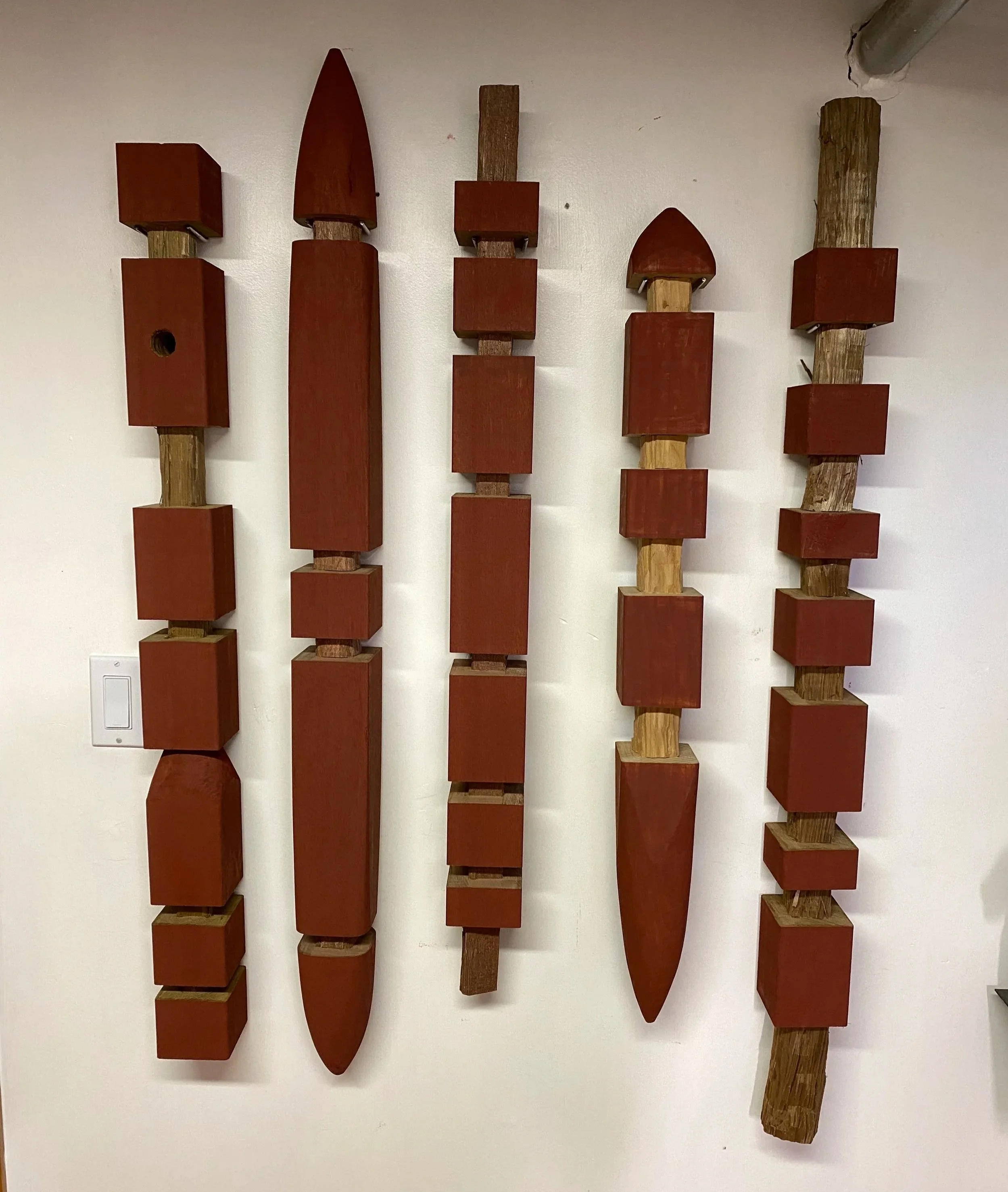 FIVE SONG TOTEMS 2022
Wood, Iron Oxide, Oil