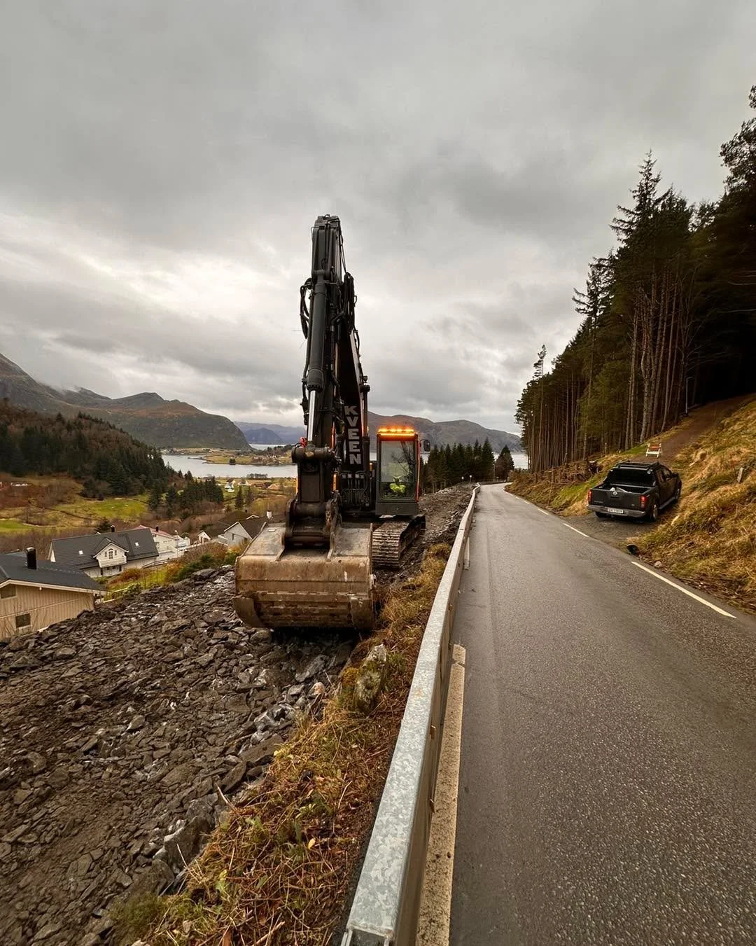 Full fart i Kveen Anlegg nord for Selje👍👍😄😄👏👏Breddeutviding av Fv618 for VLFK🚧🚧👷&zwj;♂️👷&zwj;♂️👍👍 #kveenanlegg