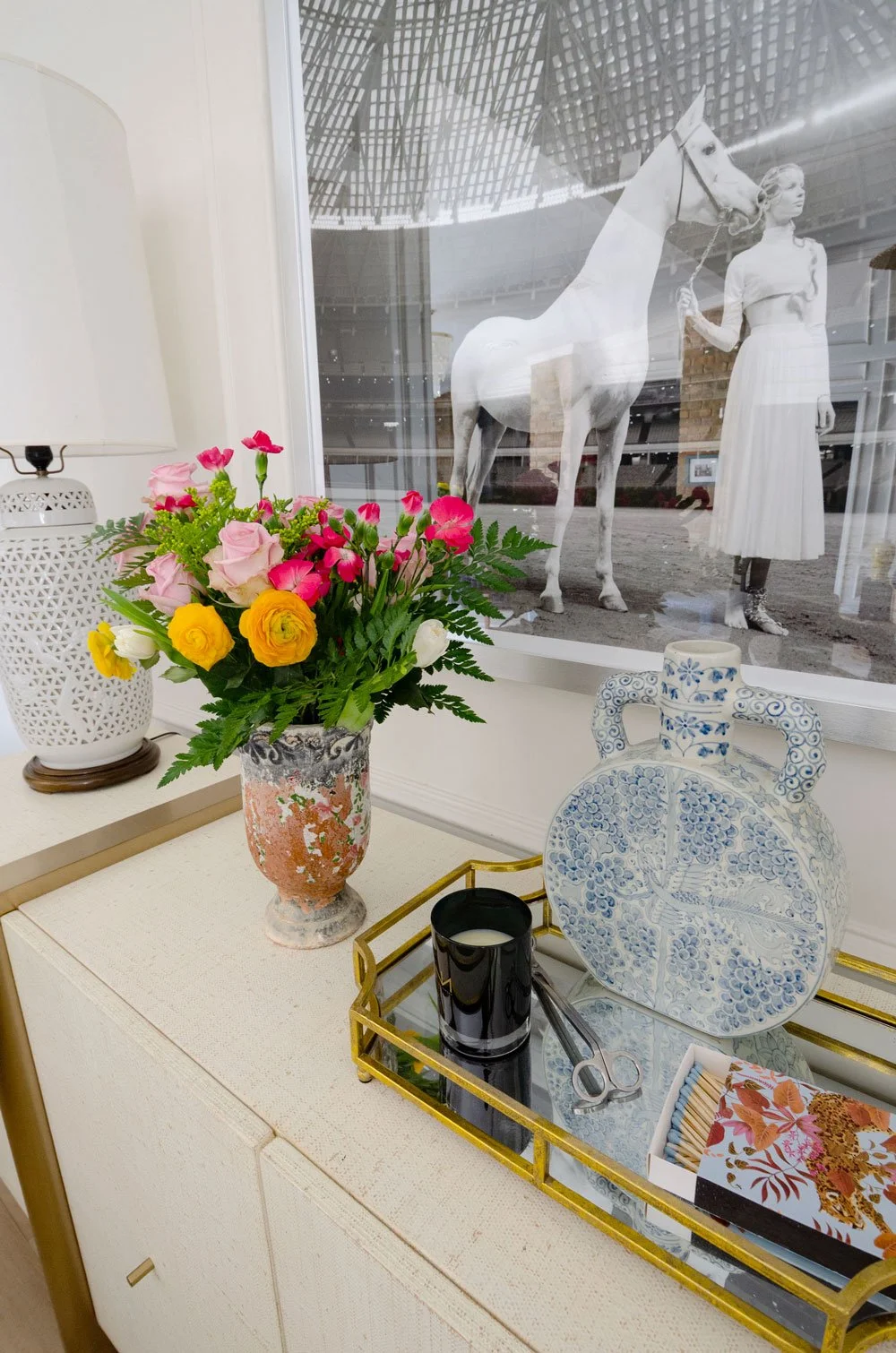 Model-with-Horse-Flower-Closeup.jpg