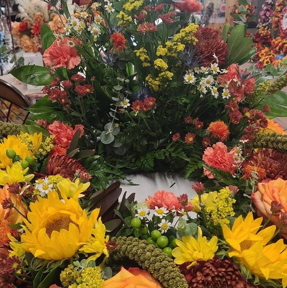 Shady Side Florist is a long-standing downtown Marshall flower shop offering fresh floral arrangements, plants, and thoughtful gifts for everyday occasions, celebrations, and sympathy needs. They also provide local flower delivery, making it easy to 