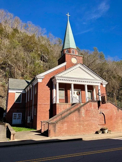 Marshall Presbyterian Church has been a longstanding presence in downtown Marshall, offering a welcoming space for worship, fellowship, and community care. Through faith-centered service, outreach, and support for neighbors in need, the church contin