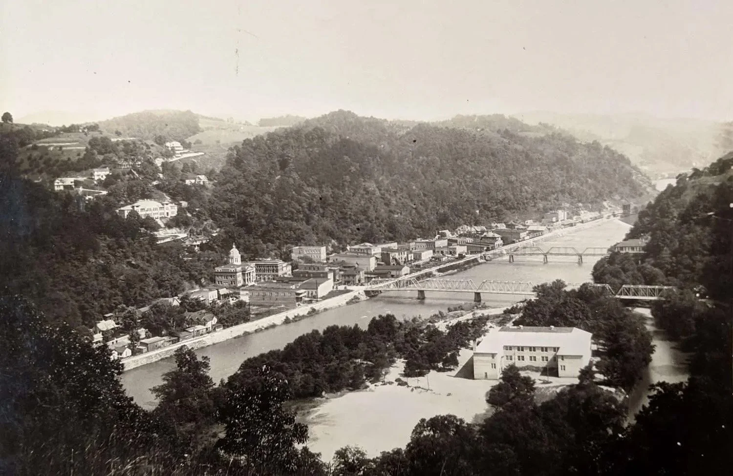 Historic photo of downtown Marshall
