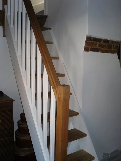 Bespoke-Staircase-Loft-Conversion-Grade-2-Listed-Whielden-St-Old-Amersham.jpg