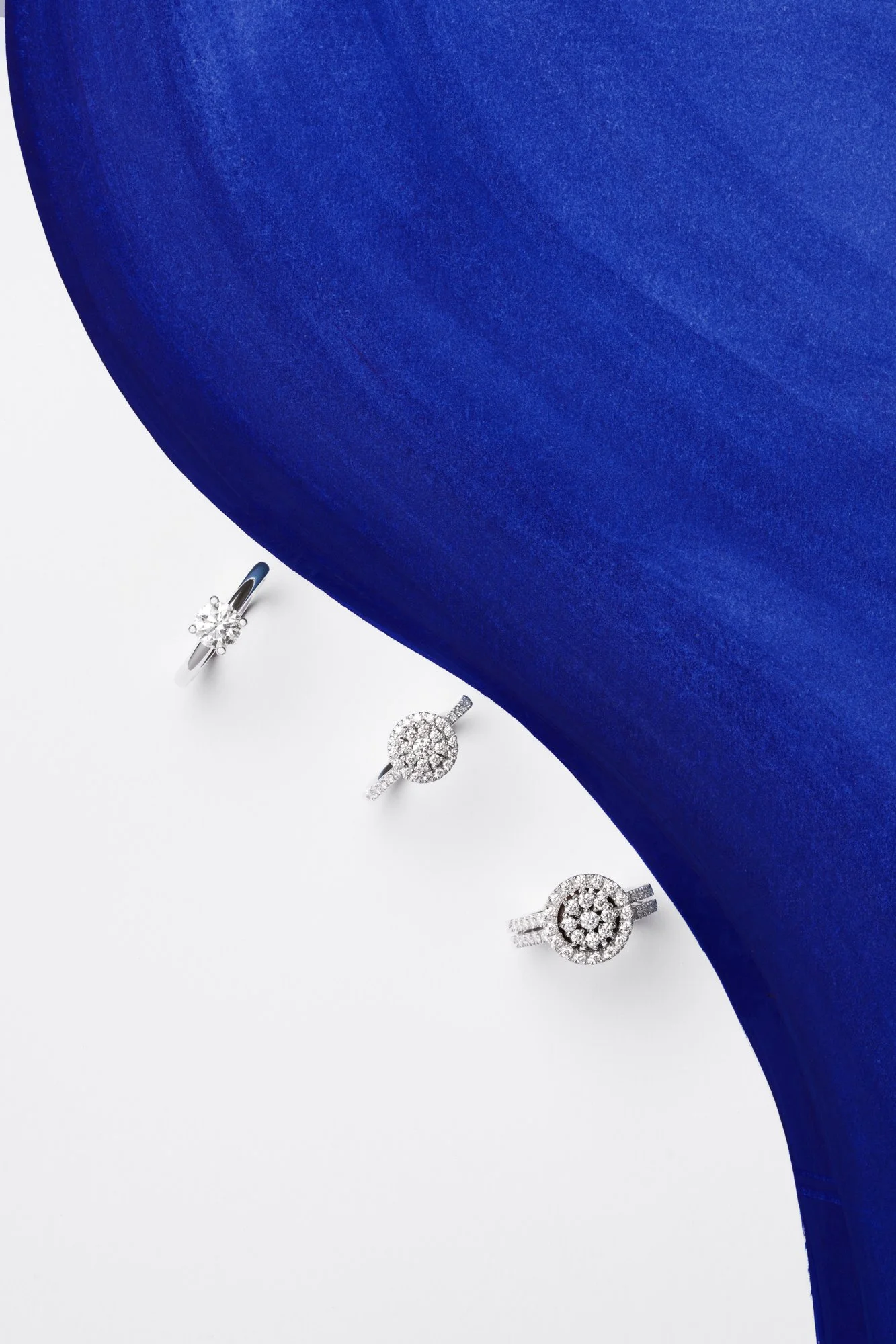 anelli diamanti onda blu-web.jpg
