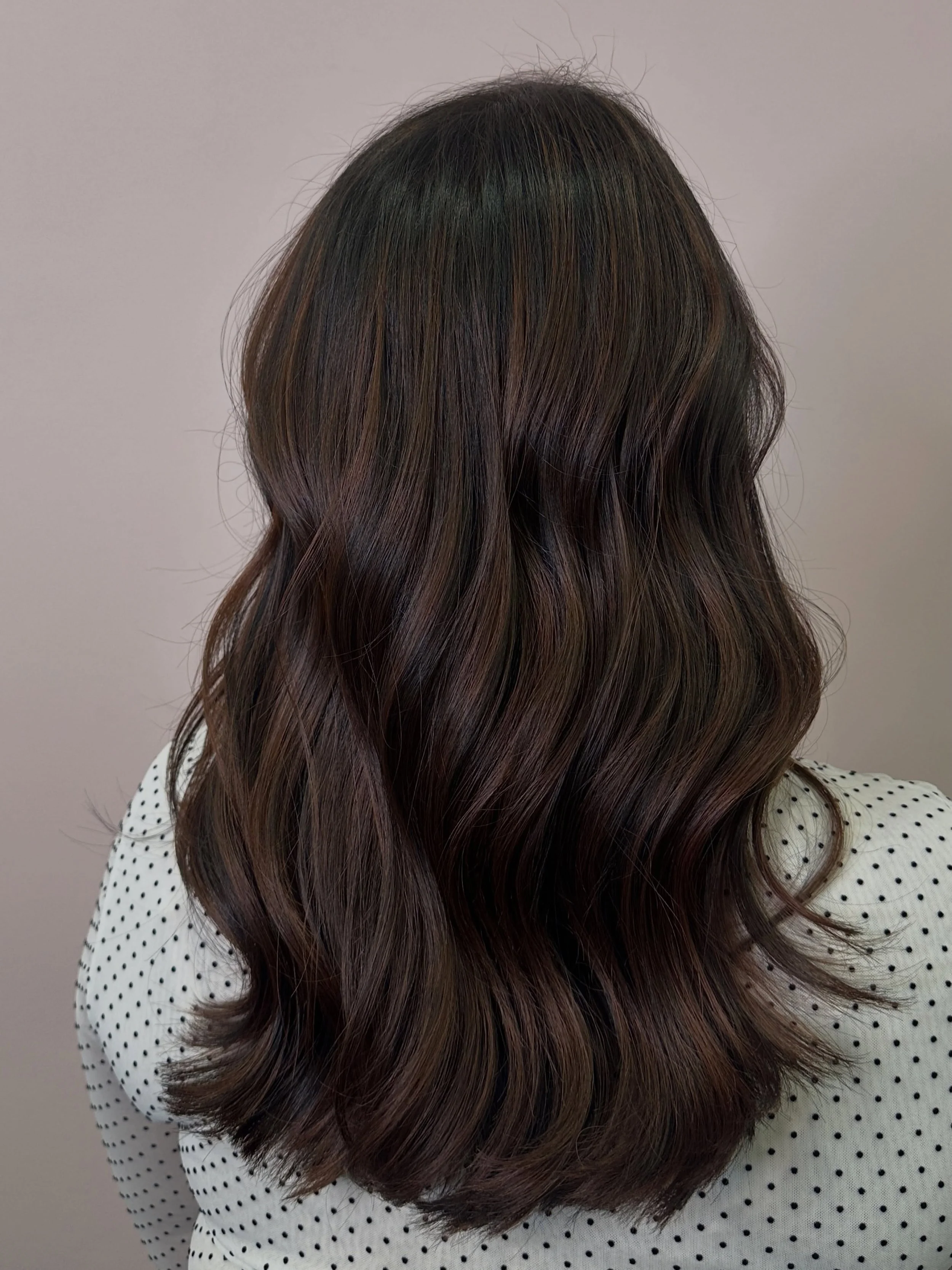 Mocha dreams created by our Senior Technician/Topstylist Margarita 🤎

#mocha #fyp #luxury #colorexperts #waves