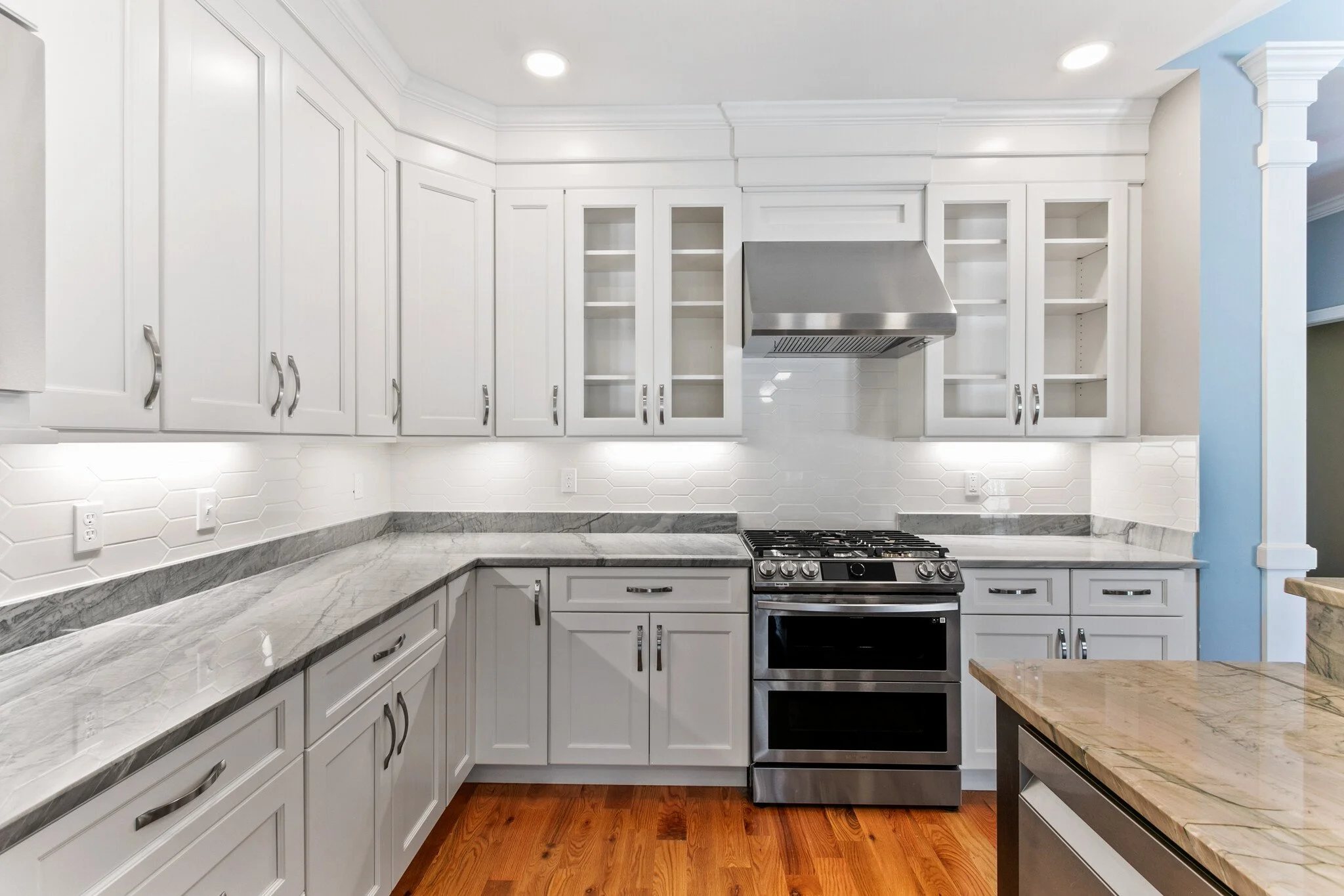 Kitchen -2 .jpg