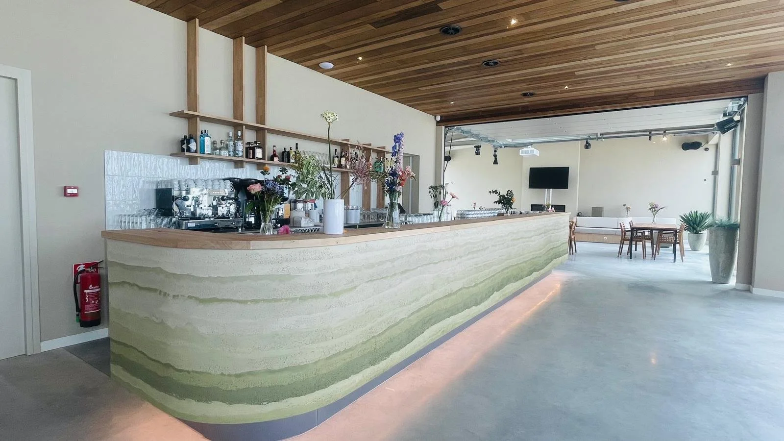 Bar met stampleem look en natuurlijke pigmenten