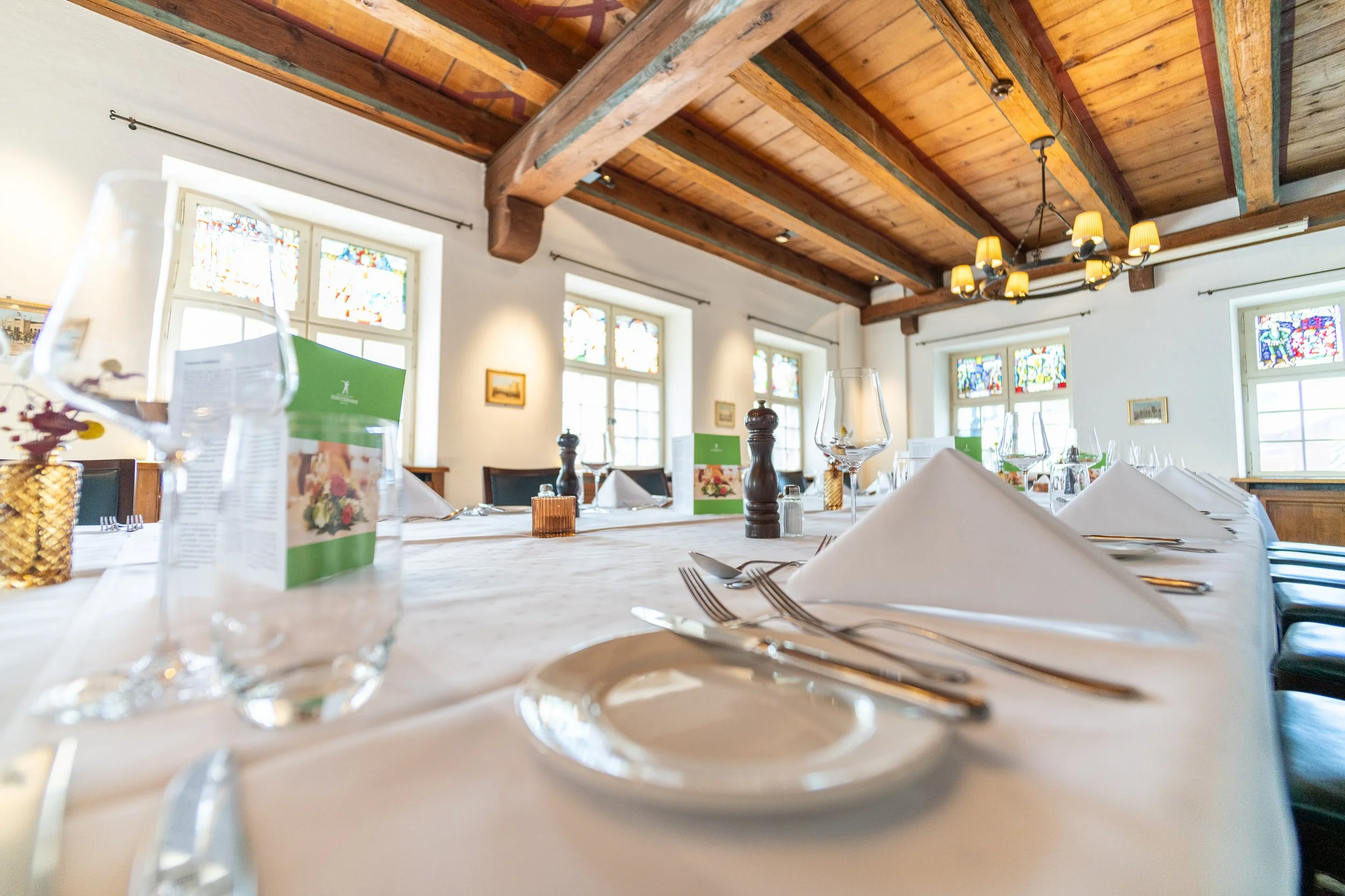 06_Fotos_06.04_Restaurant_innen_Schützenzimmer_Schützenhaus Schützenzimmer  (1).jpg