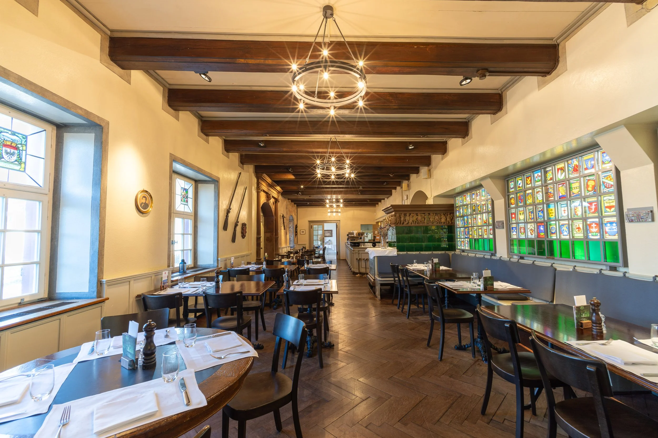 06_Fotos_06.04_Restaurant_innen_Schluuch_Schützenhaus Schluuch  (2).jpg