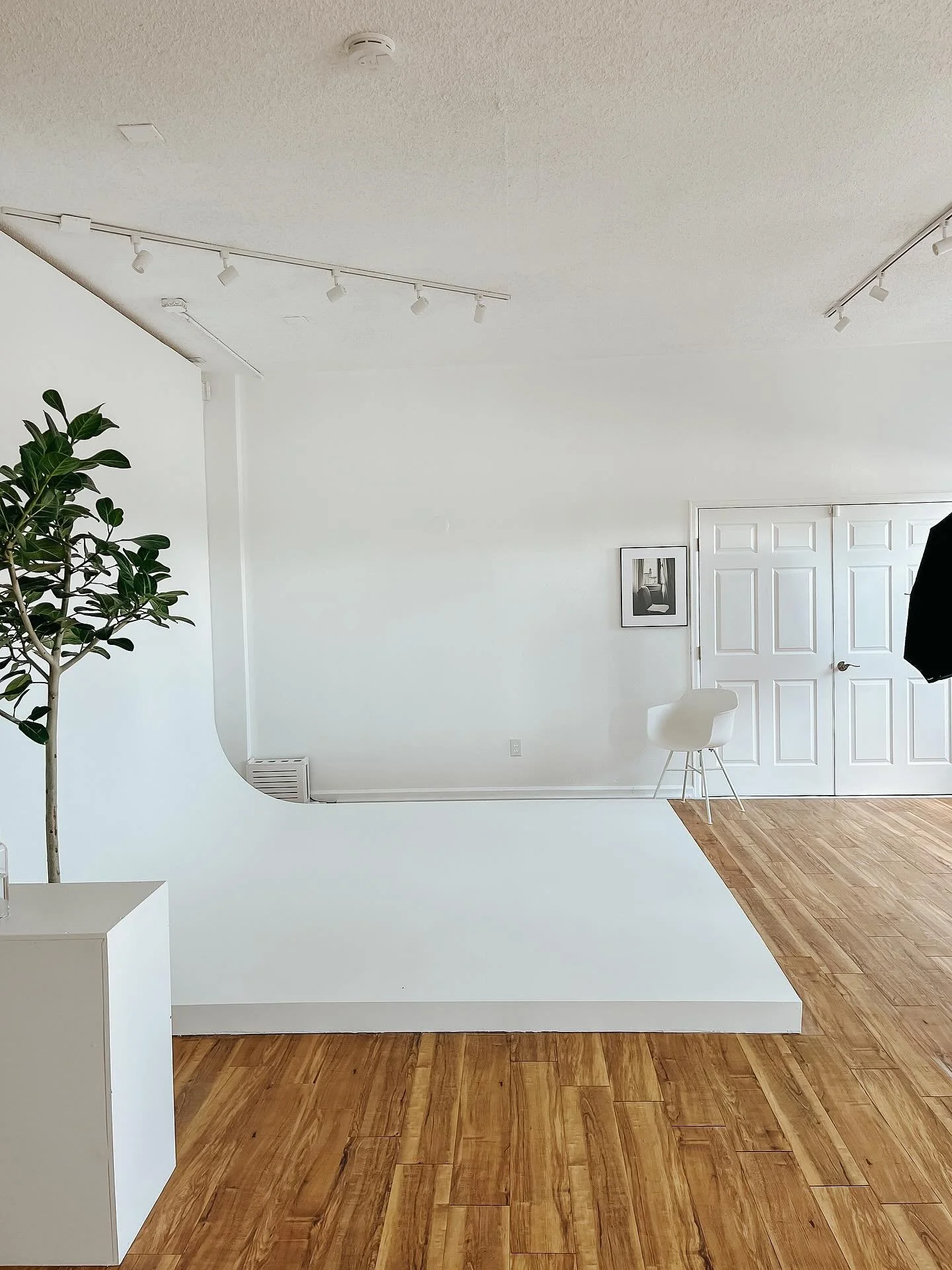 Really happy with how the studio is coming along 🤍

It&rsquo;s been so exciting watching the space come to life, and I can&rsquo;t wait to open the doors to the community! 

While the website is still under construction, studio rental bookings will 