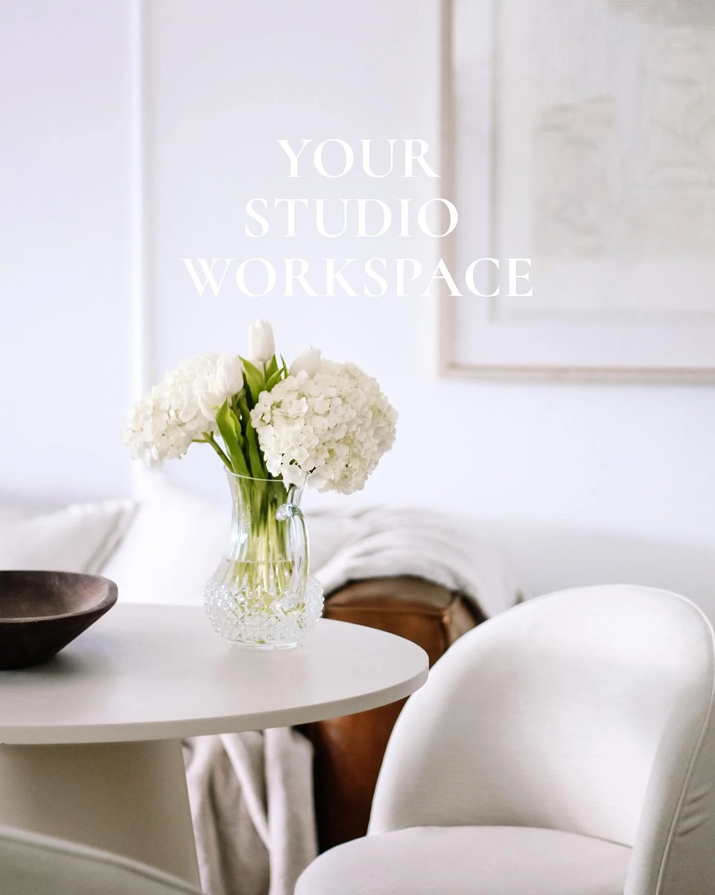 Did you know the studio doubles as your personal office?

Whether you&rsquo;re meeting clients, planning your next shoot, or wrapping up edits, the space is designed to support your entire workflow - not just your photography.

✔️ Dedicated client me