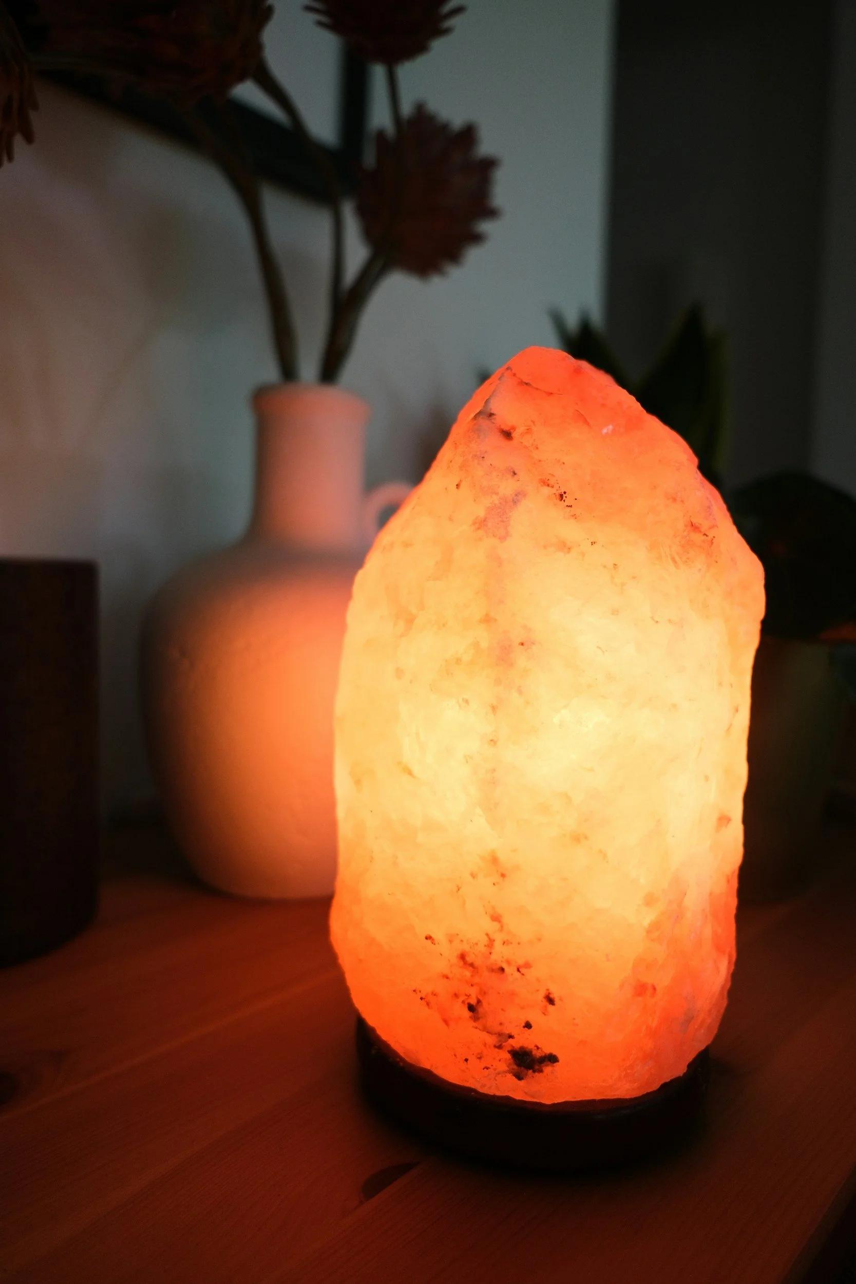 How Salt lamps may help you feel calm