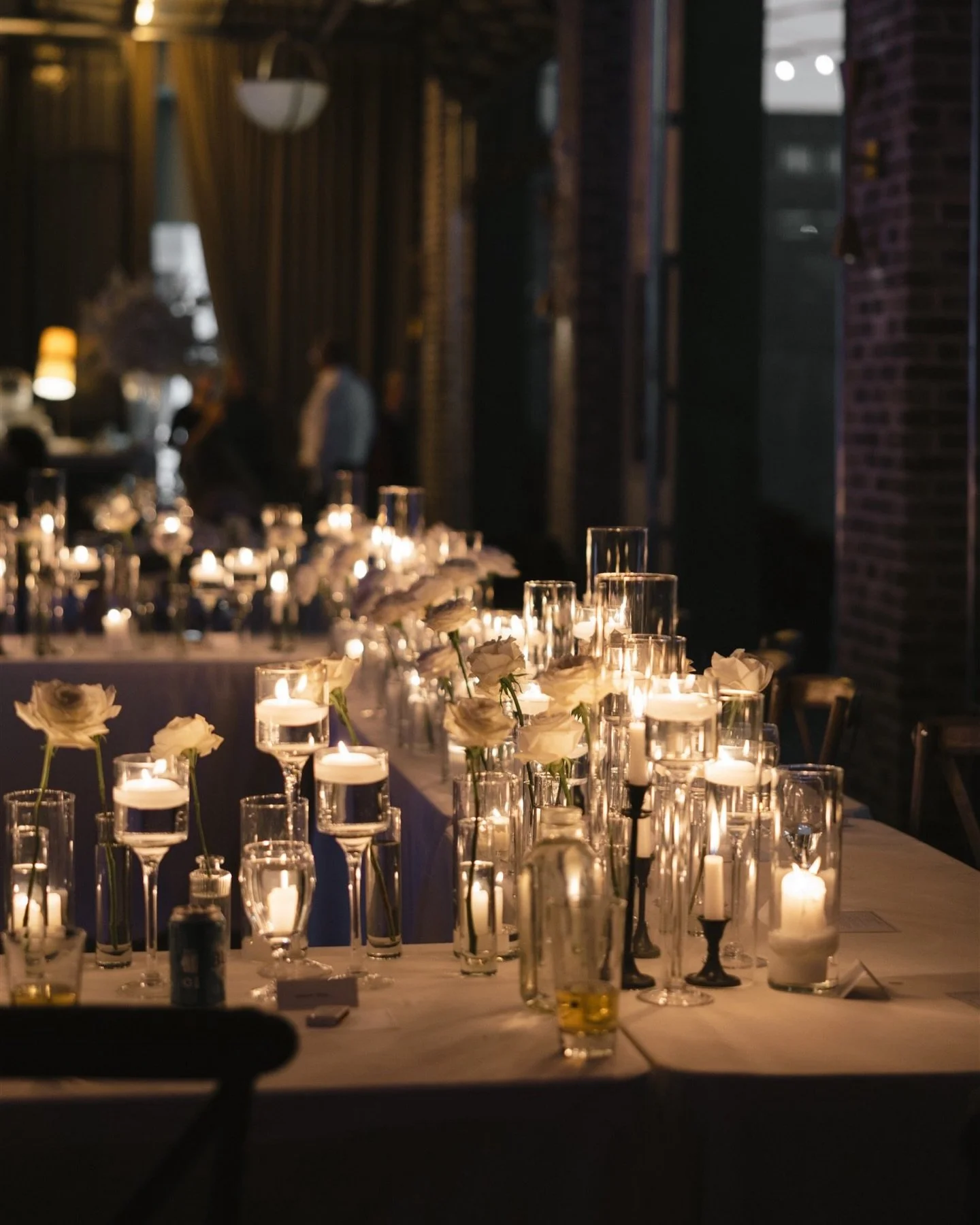 A candlelit reception will forever have my heart 🕯️
