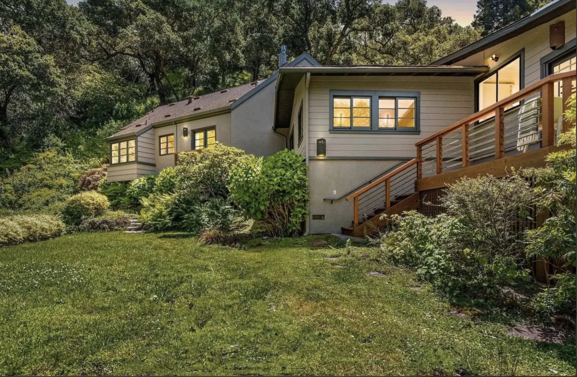 84 Gypsy Ln, Berkeley