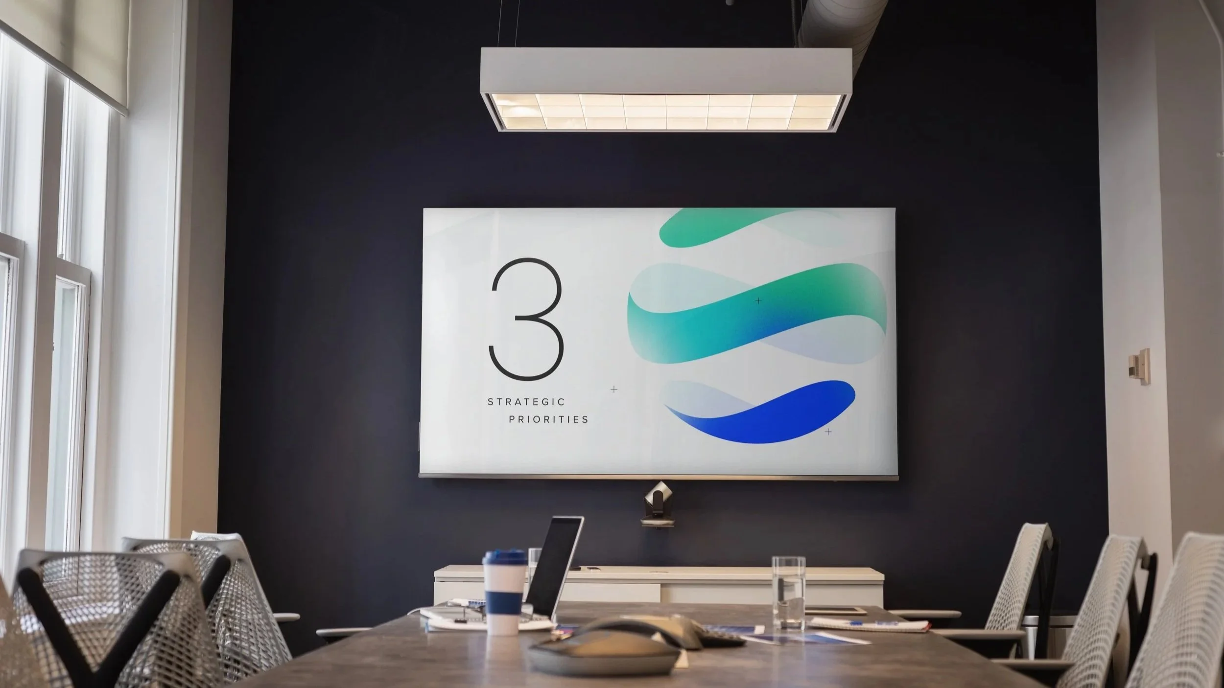 ENV_Office_Presentation_Mockups_02_PSD_LH_Batch_36.jpg