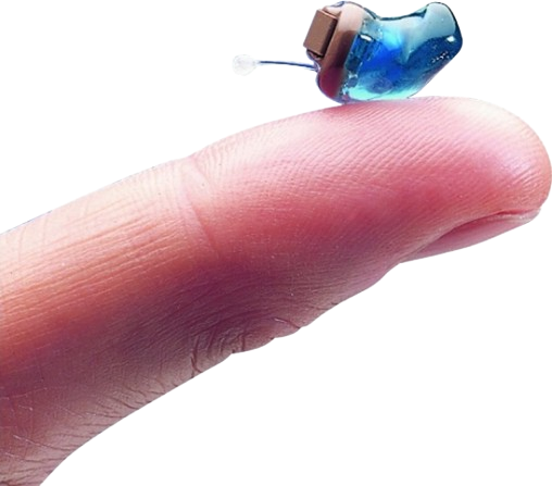 Une main avec un doigt pointant, tenant un petit flacon ou ampoule contenant un liquide bleu clair.