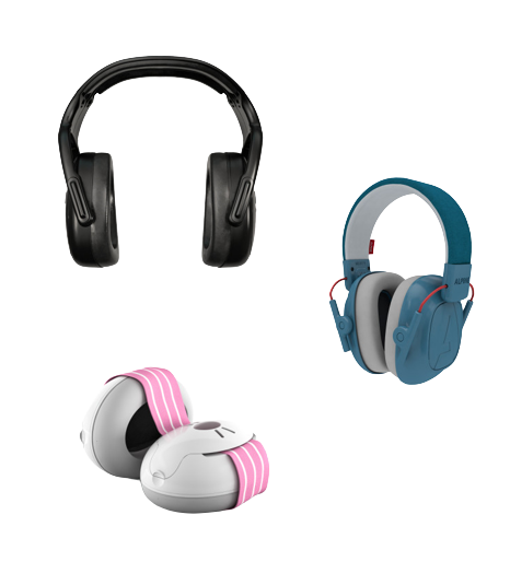 Trois casques audio de styles différents, un noir sans fil, un bleu avec arceau rembourré et écouteurs pliables, et un petit casque blanc et rose pour enfants.