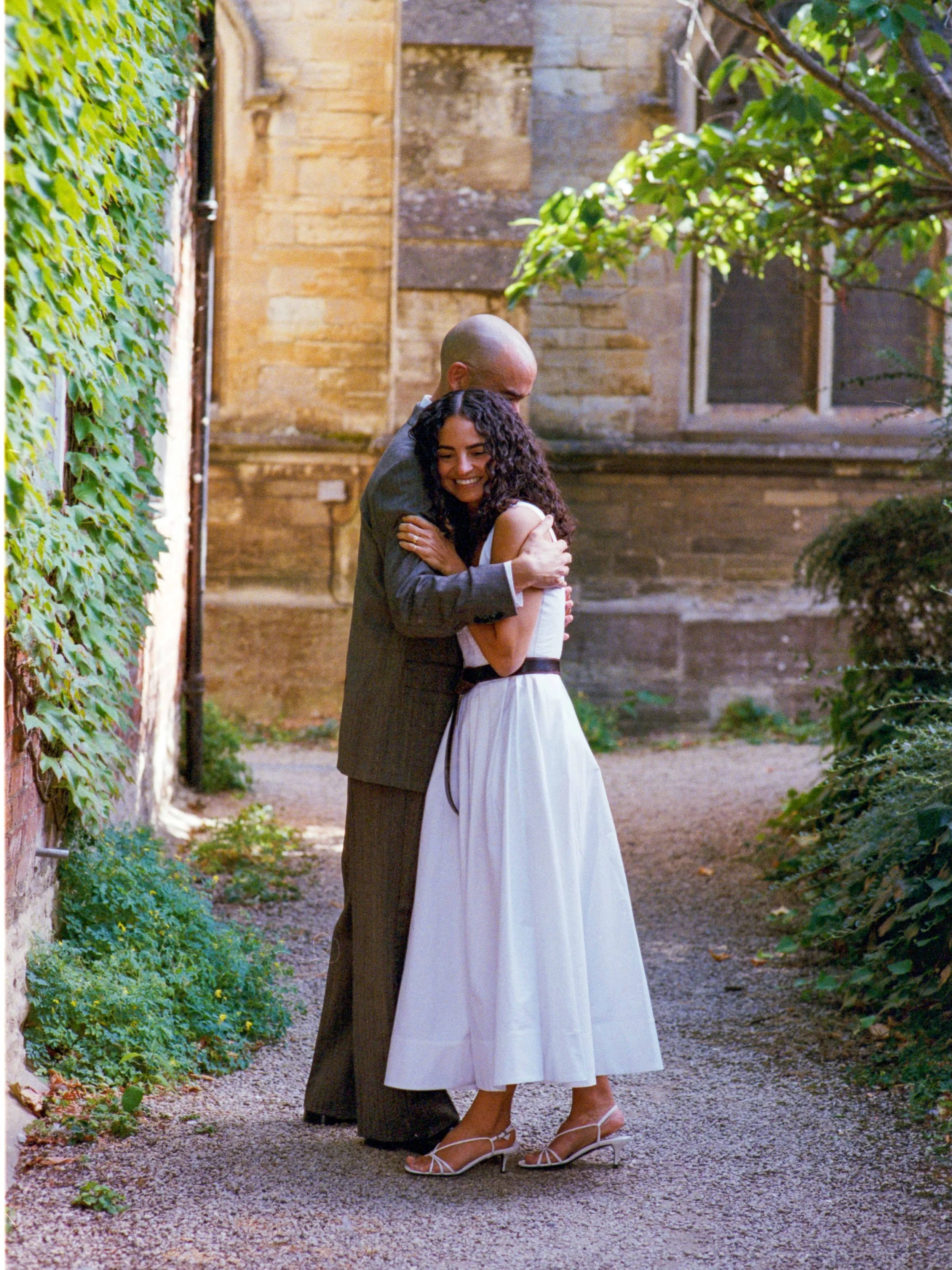Having your wedding day captured using 35mm film is a great way to have your wedding day captured especially if you want a more unique look to your wedding day. It&rsquo;s a look that is hard to achieve with digital cameras mainly due to depth and be