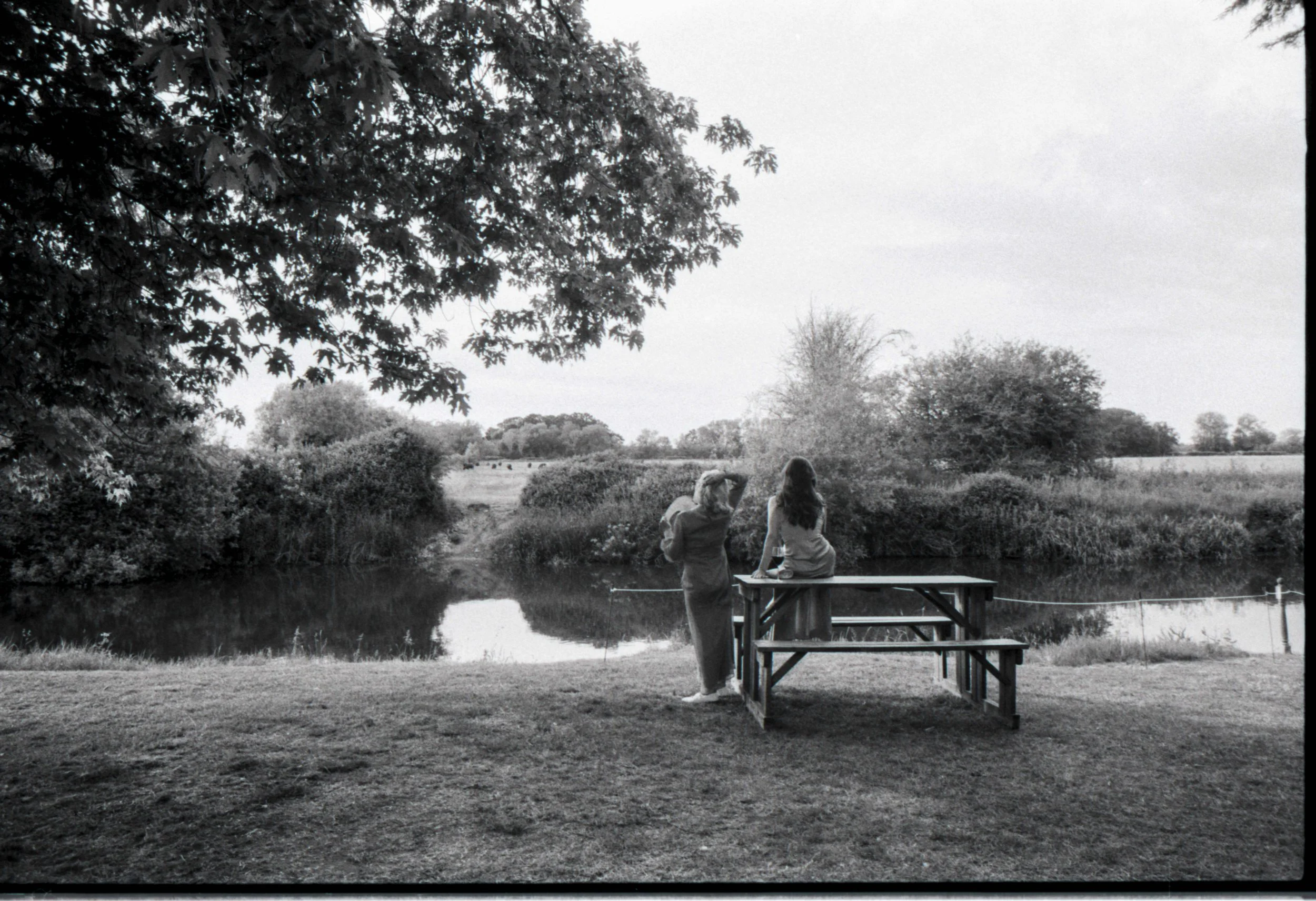 35mm film wedding photographer lores-90.jpg