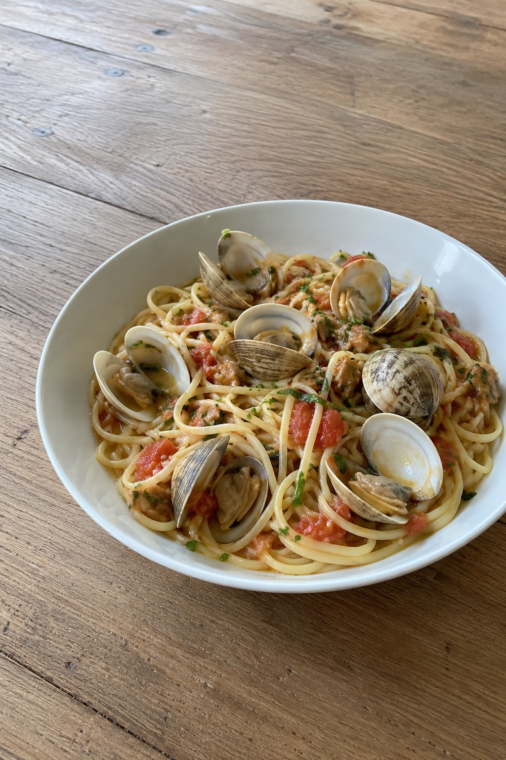 Linguine with Fresh Tomato Clam Sauce