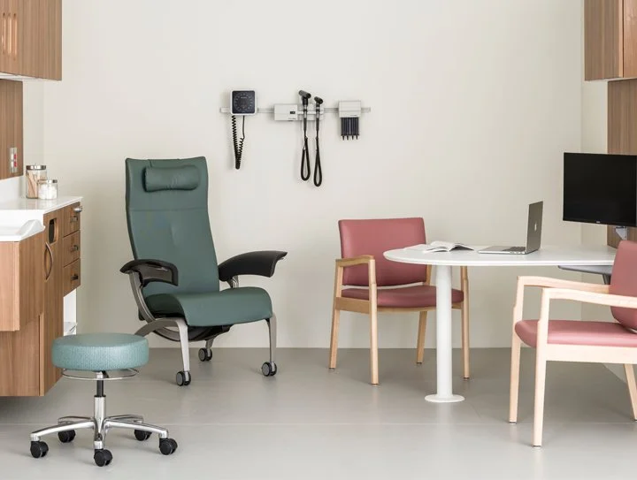 Nemschoff Nala Patient Chair
