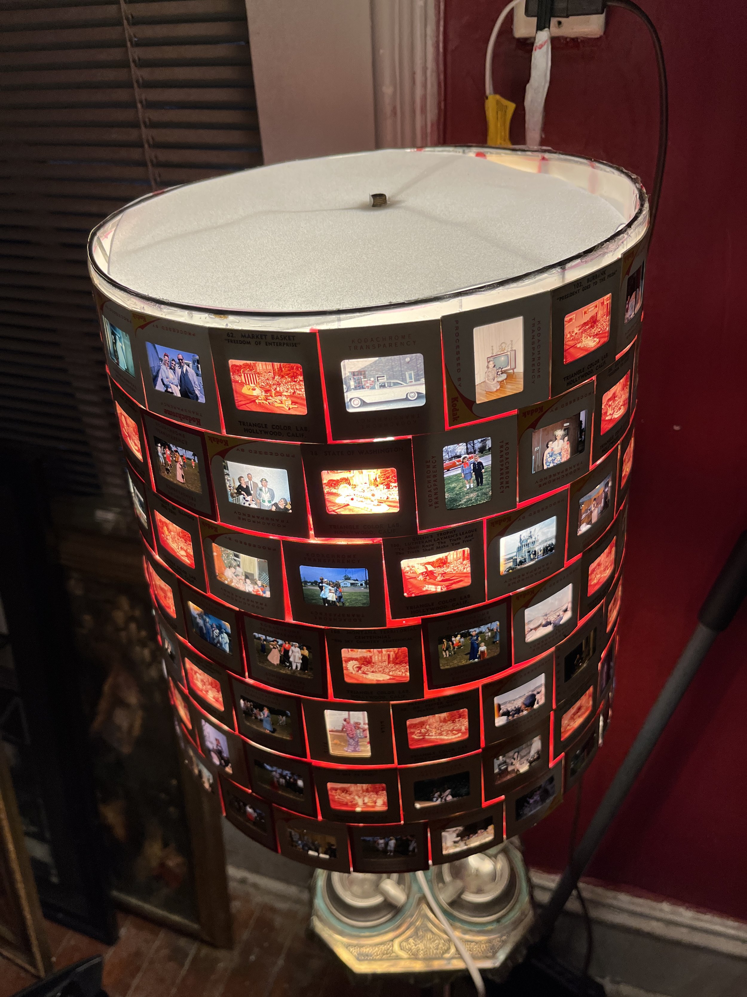 Nostalgic Ashtray Lamp