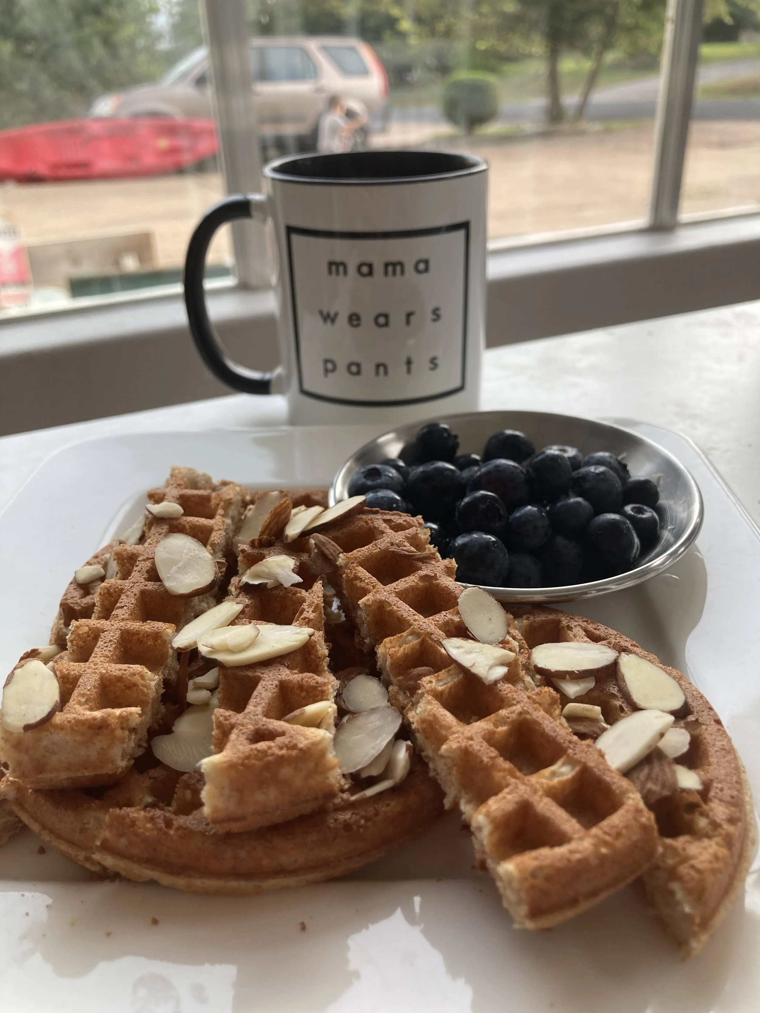 Foods from bold mama events such as Bold Mama Fitness events and Bold Mamas Co. event. Hosted by Melissa Acosta from mama wears pants.