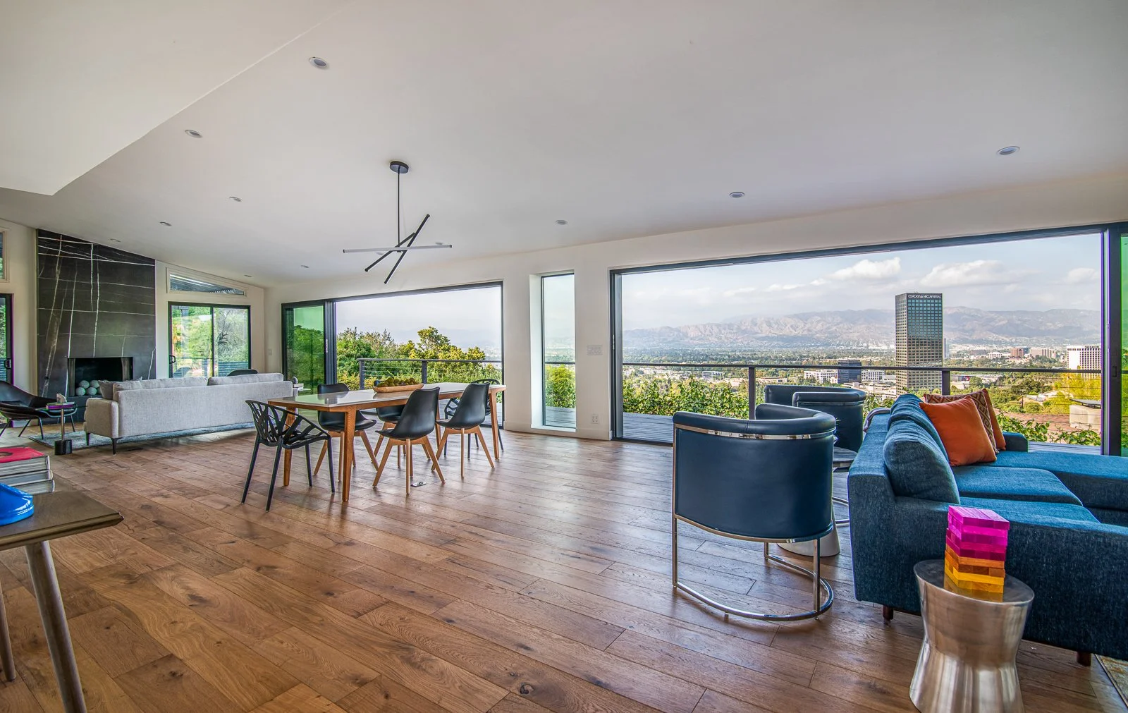 Alta Living 2 use.jpg