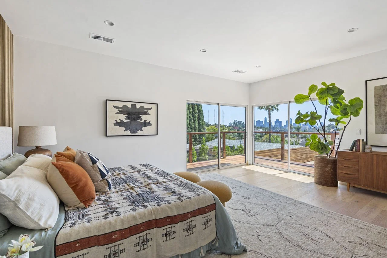 Ewing Master bed 2.jpg