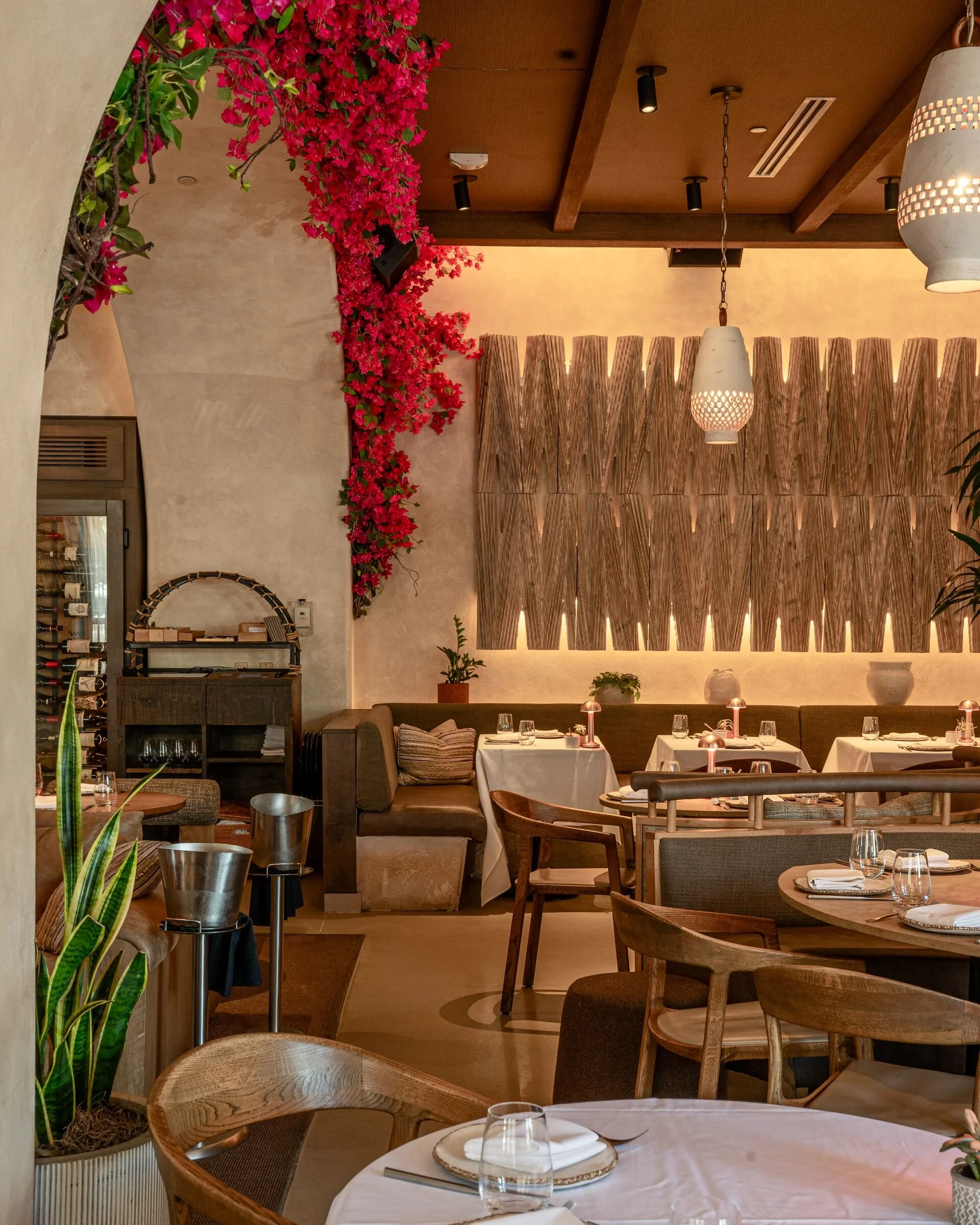 AVA Winter Park Dining area.