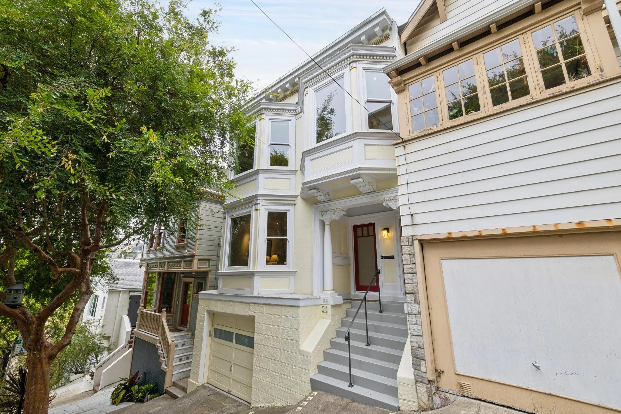 001-34-douglass-street.88604.p3k.001.web.jpg