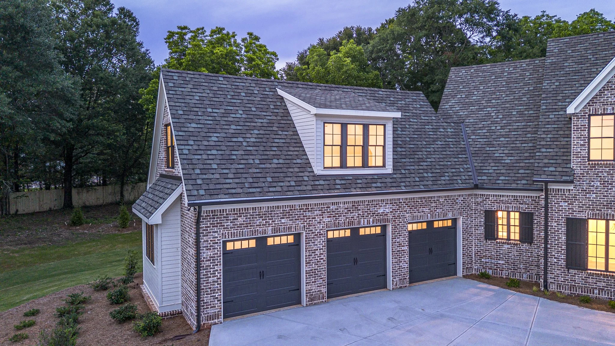 24-Twilight A-10.jpg