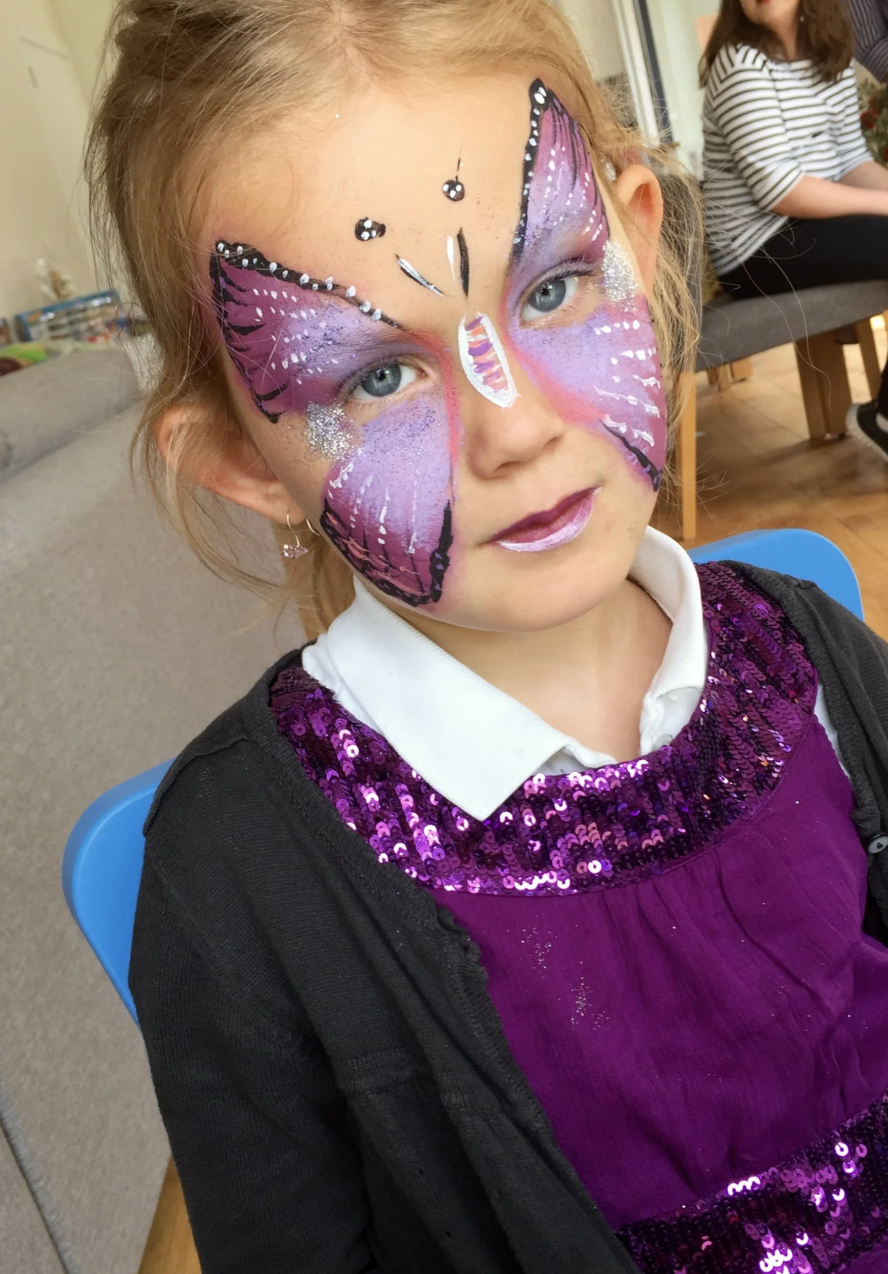 Grimage papillon mauve enfant, maquilleuse Brabant Wallon Bruxelles