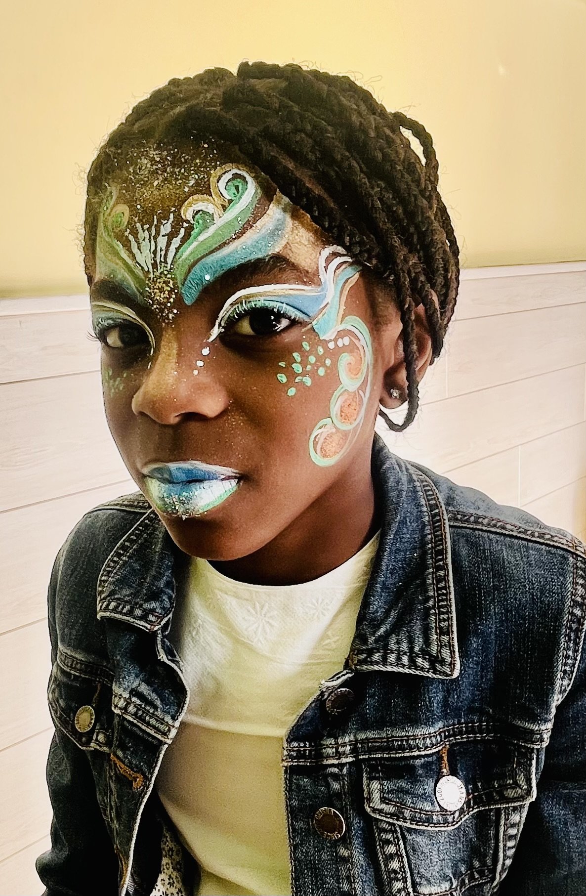 Maquillage princesse Africaine paillettes enfant, maquilleuse Brabant Wallon Bruxelles
