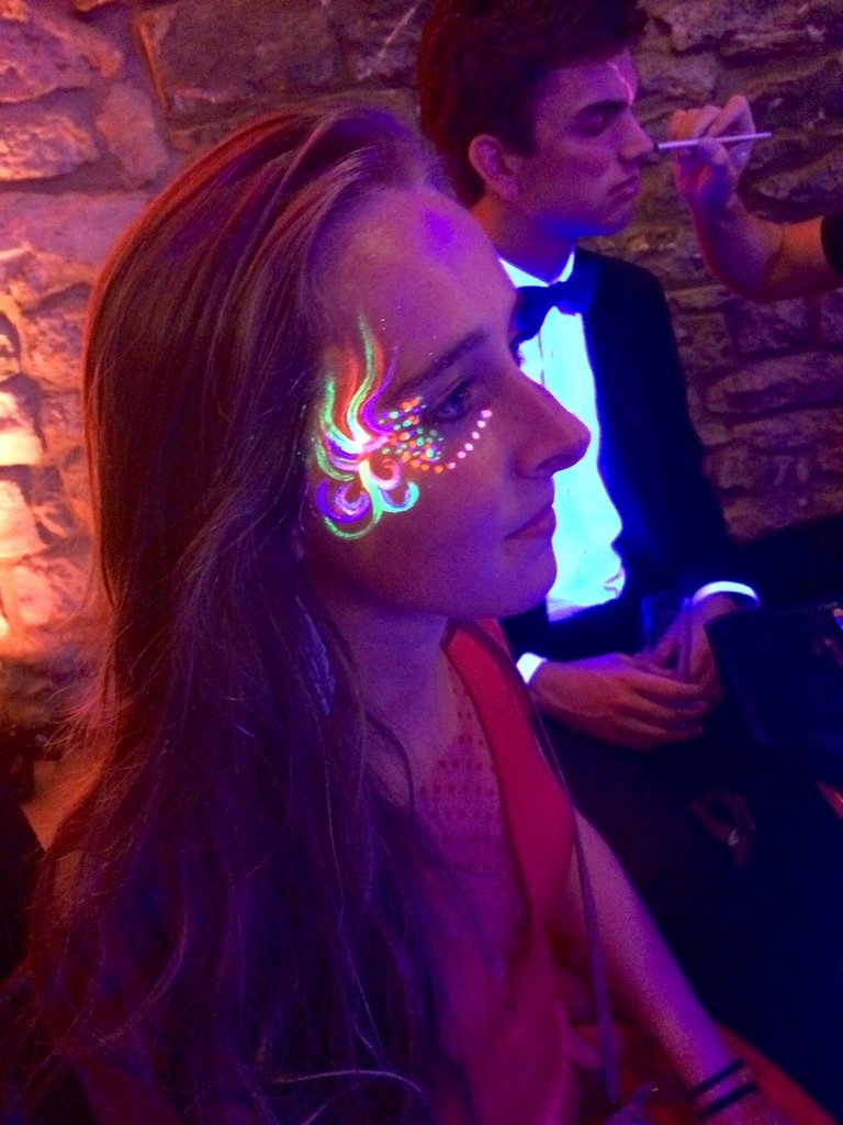 Rallye party soirée fluo