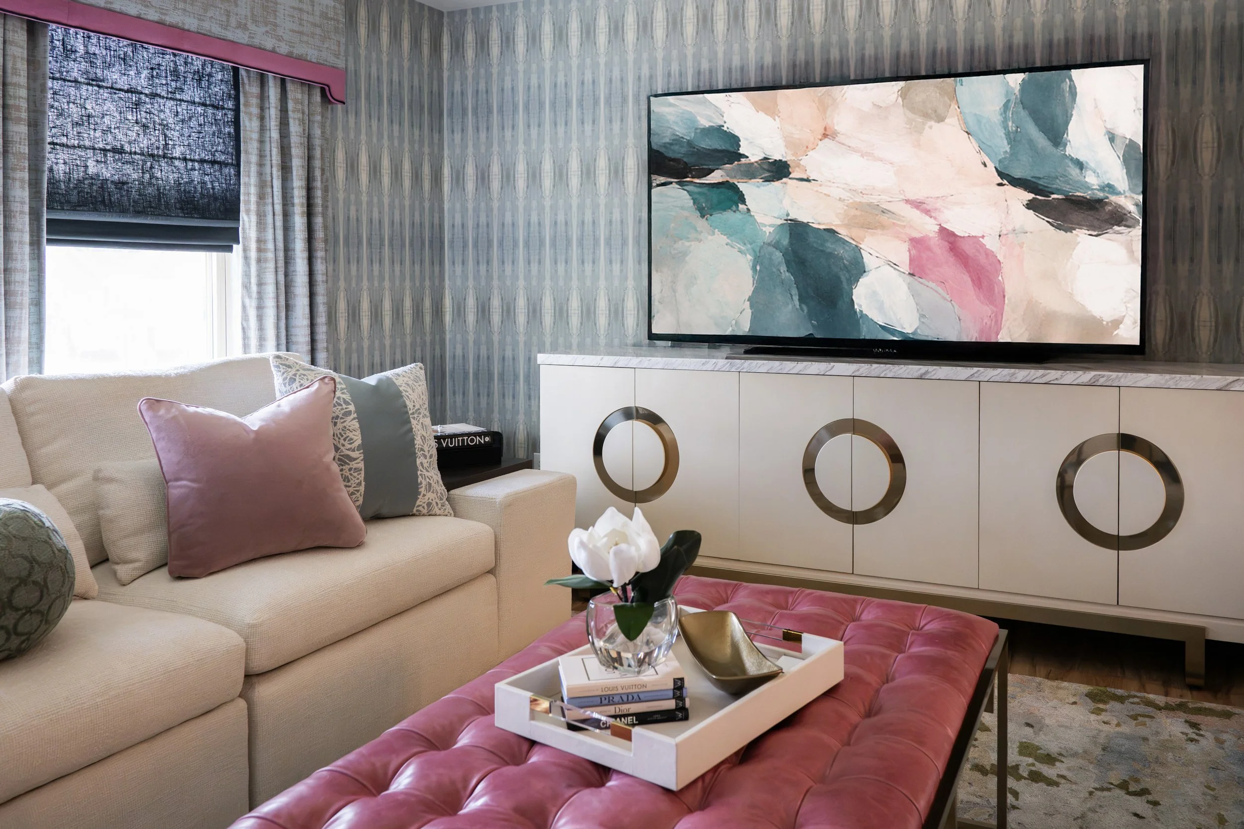 ESTRELLO LOFT TV WALL.jpg