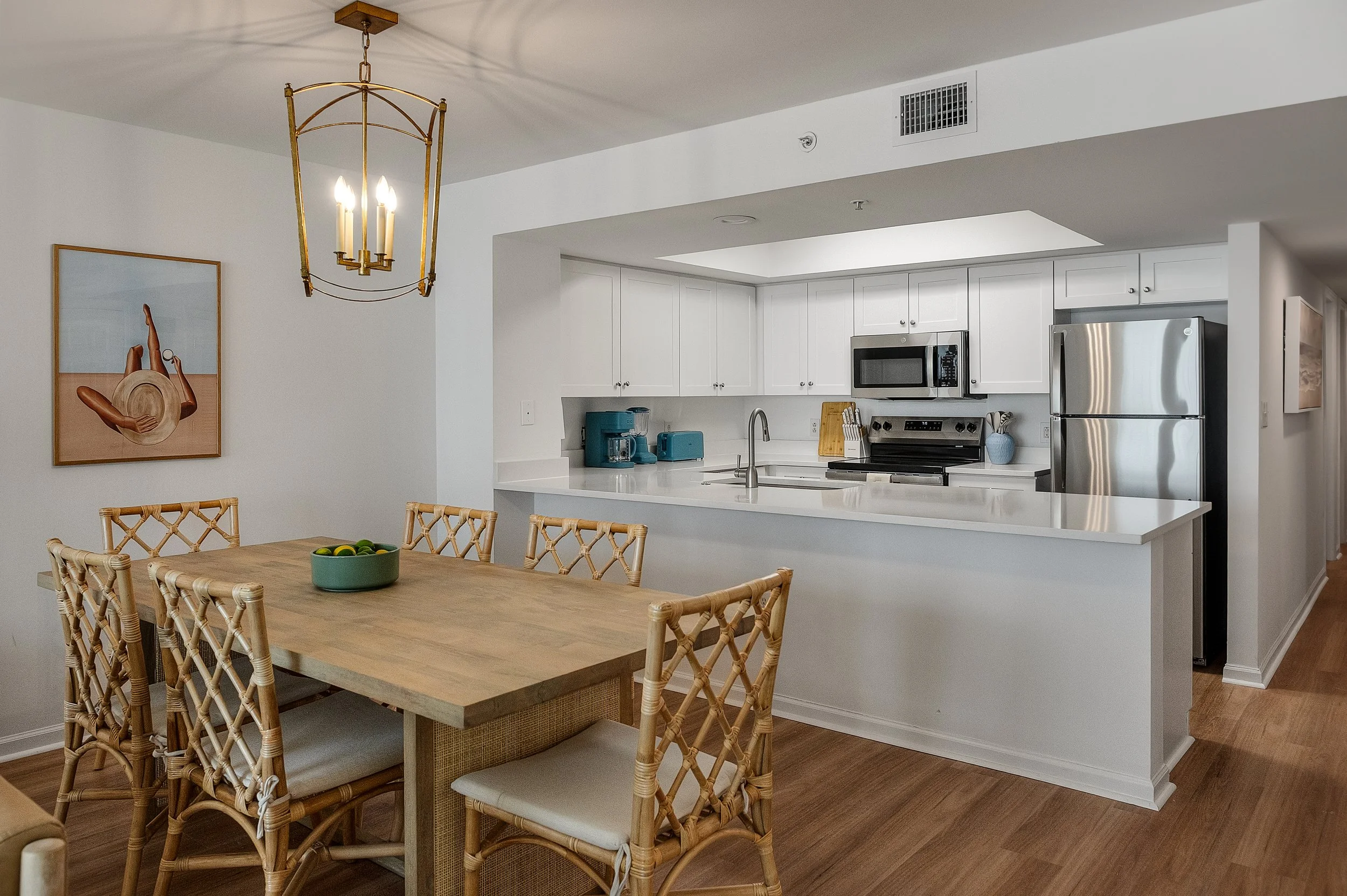 201 W Artic 109_e_d-31.jpg