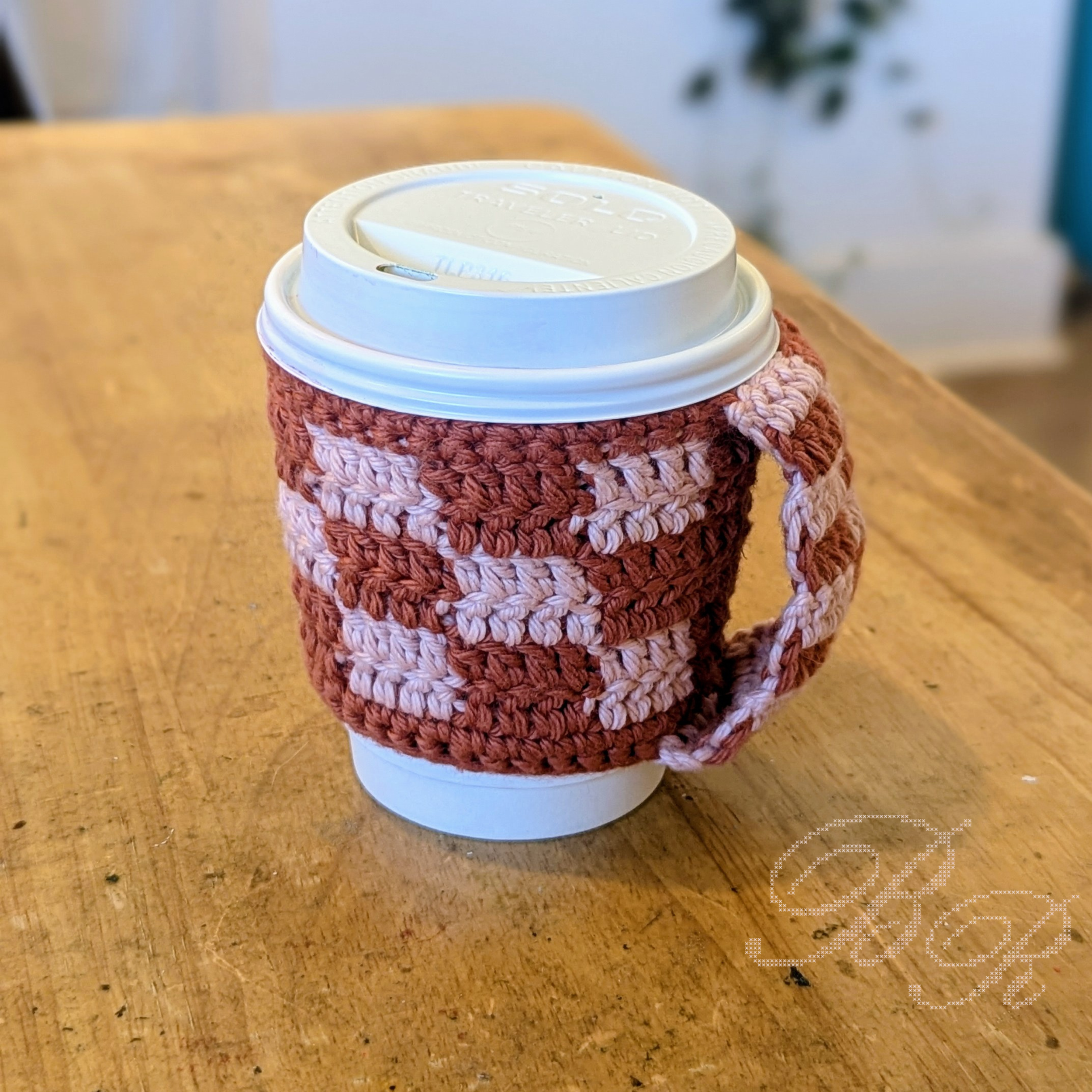 Checkered Coffee Cozy Crochet Pattern