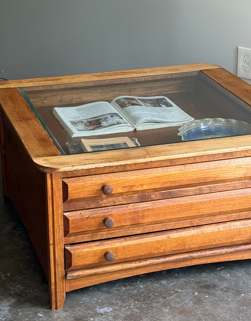Vintage Shadow Box Coffe Table
