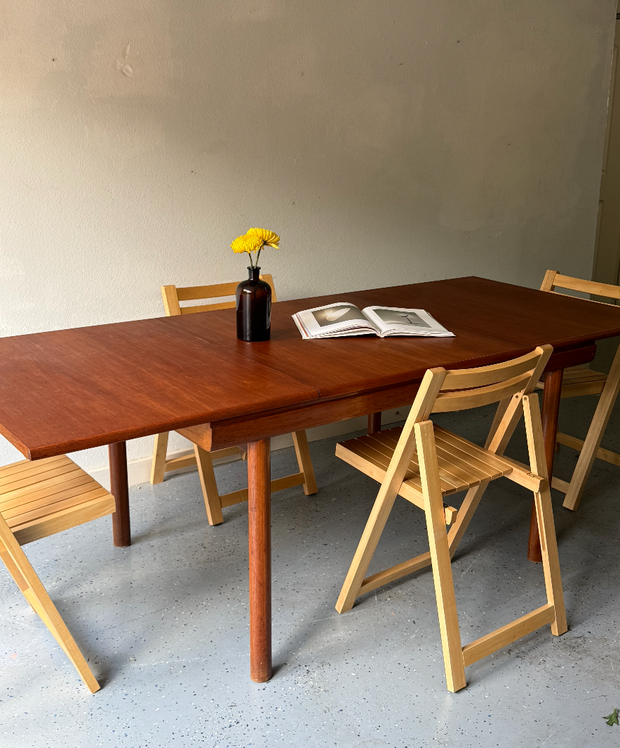 Vintage Teak Extendable Dinning Table