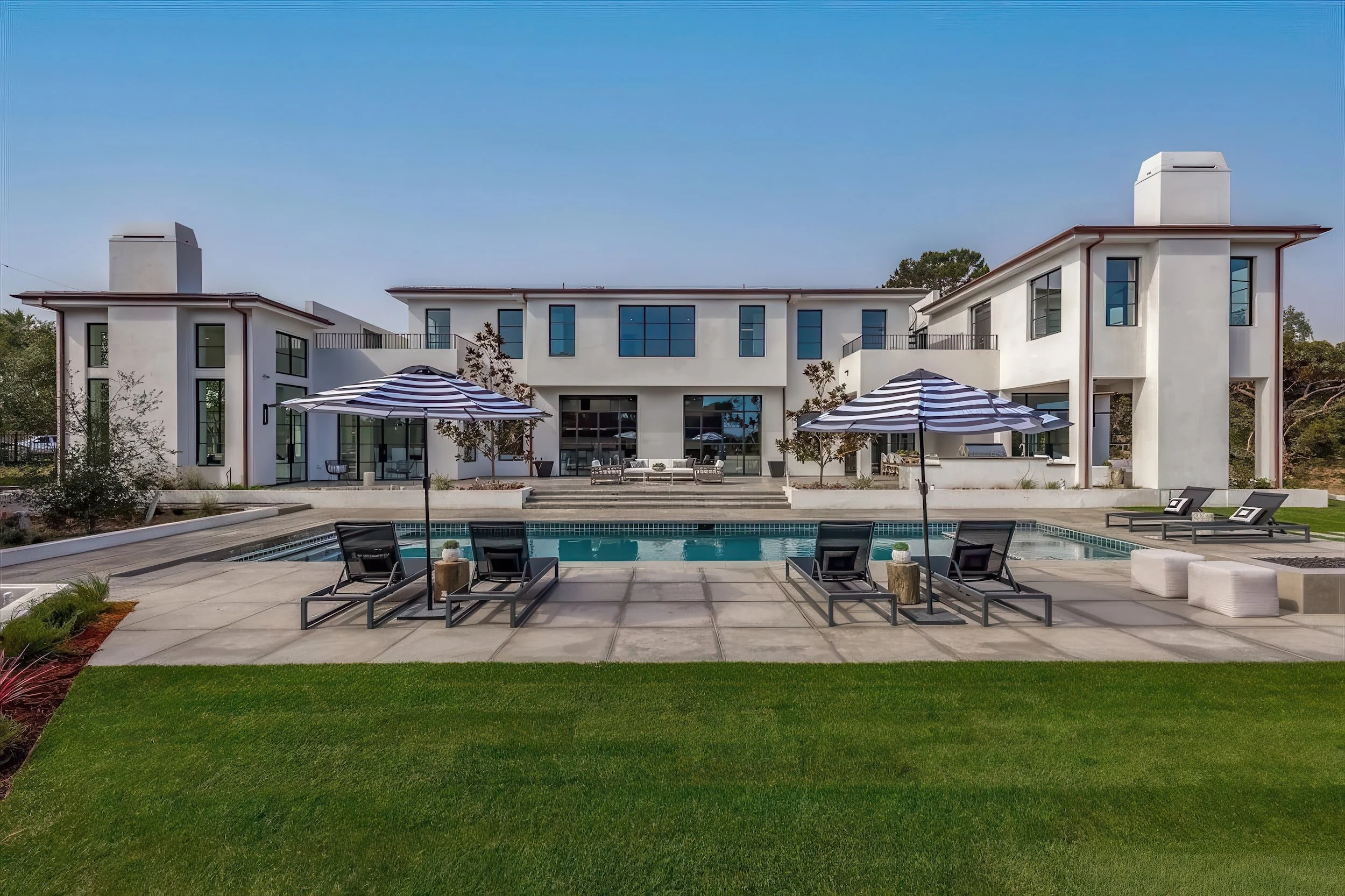 Colgate33.jpg-low resolution v2-4x.jpeg