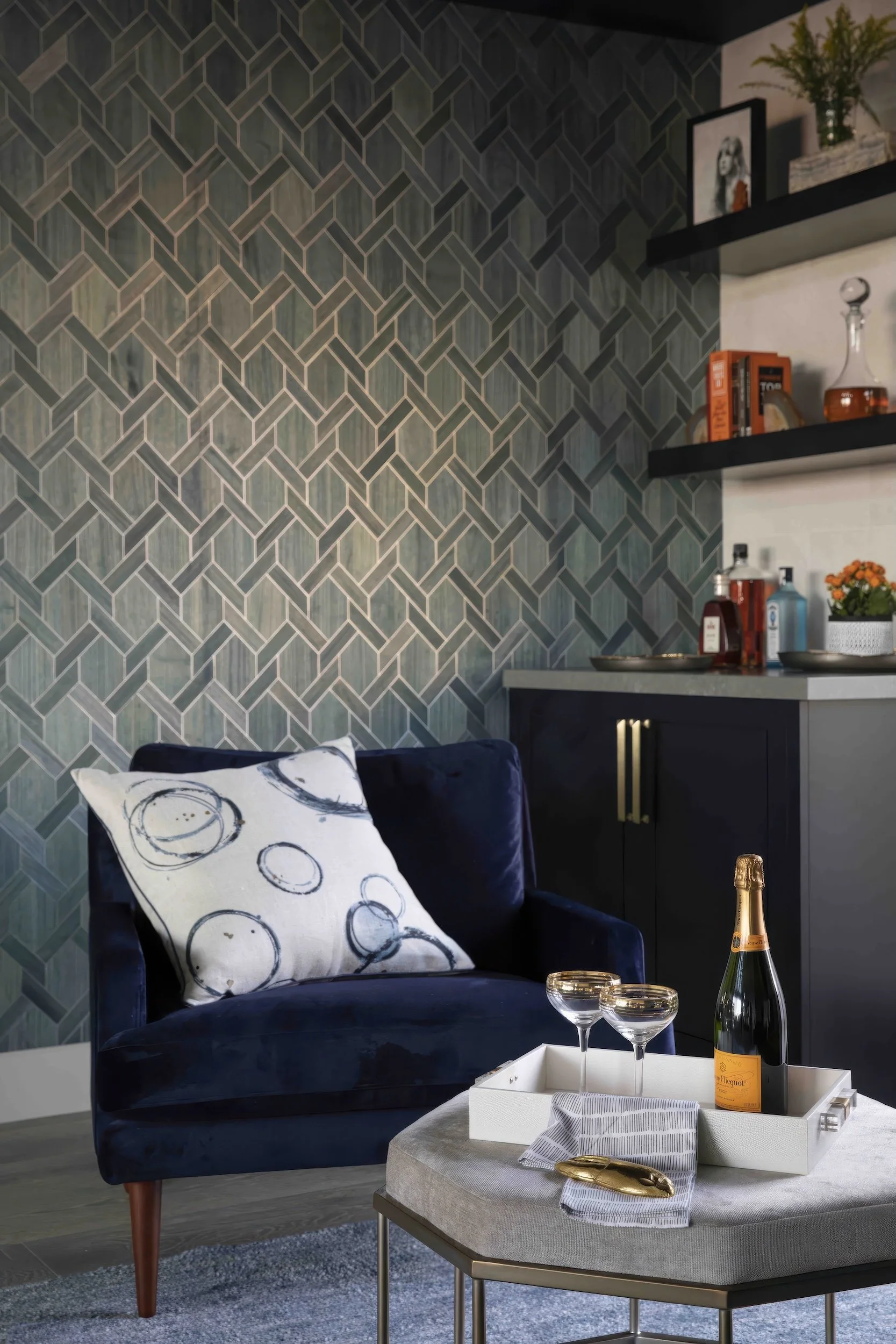 12.+parlor.jpg_1-standard v2-2x.jpeg